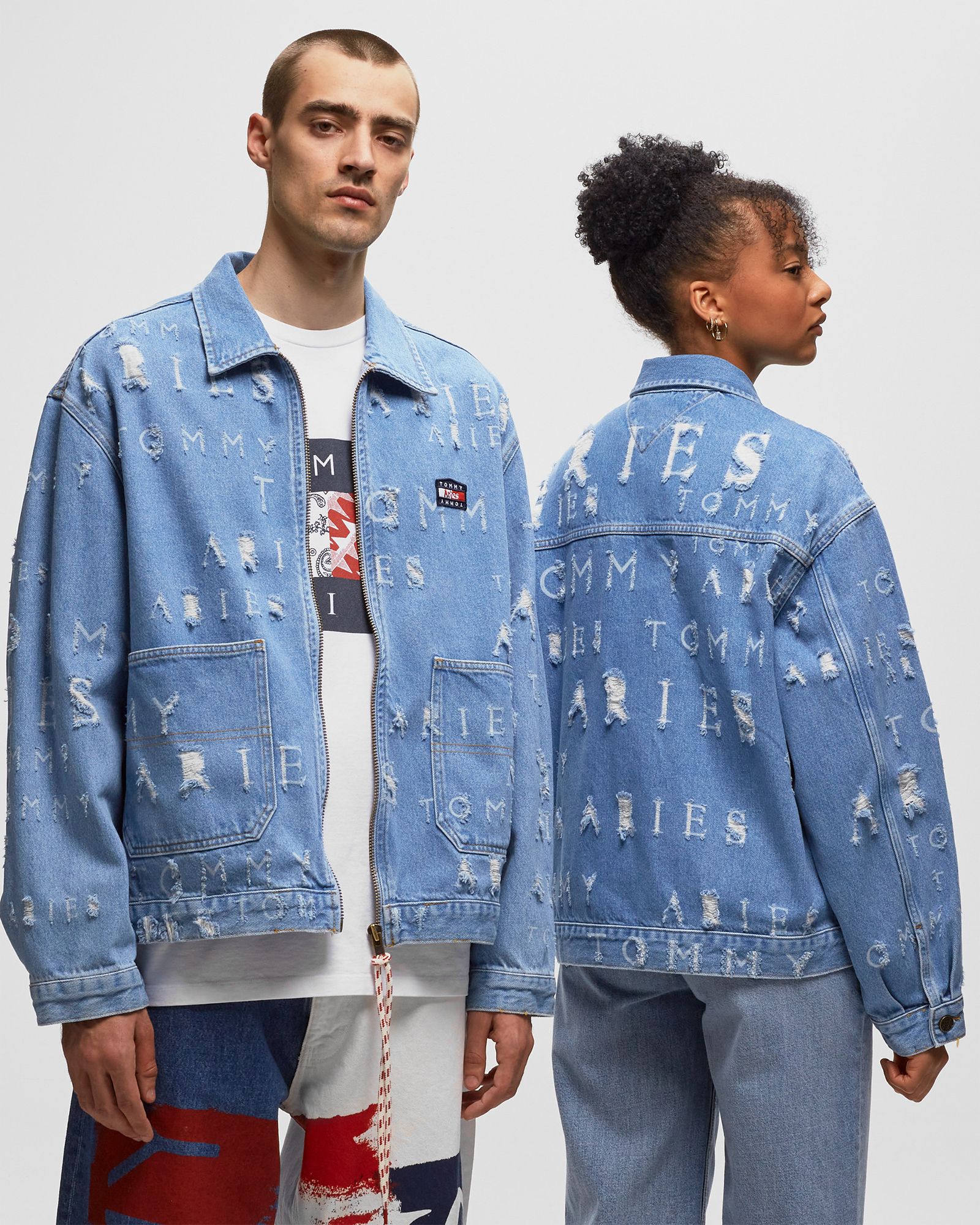 TOMMY X ARIES LOGO DESTROYED DENIM JACKET