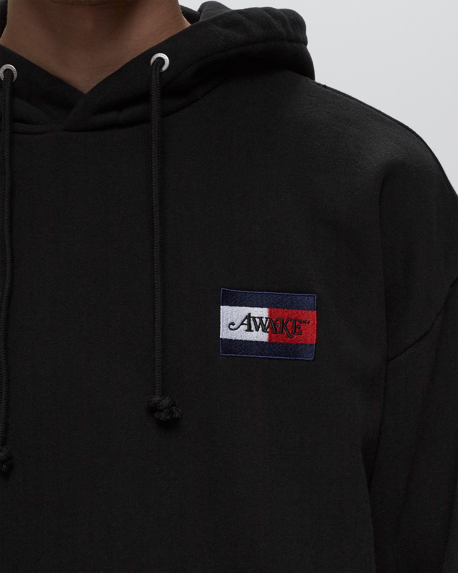 TOMMY X AWAKE CREST HOODIE