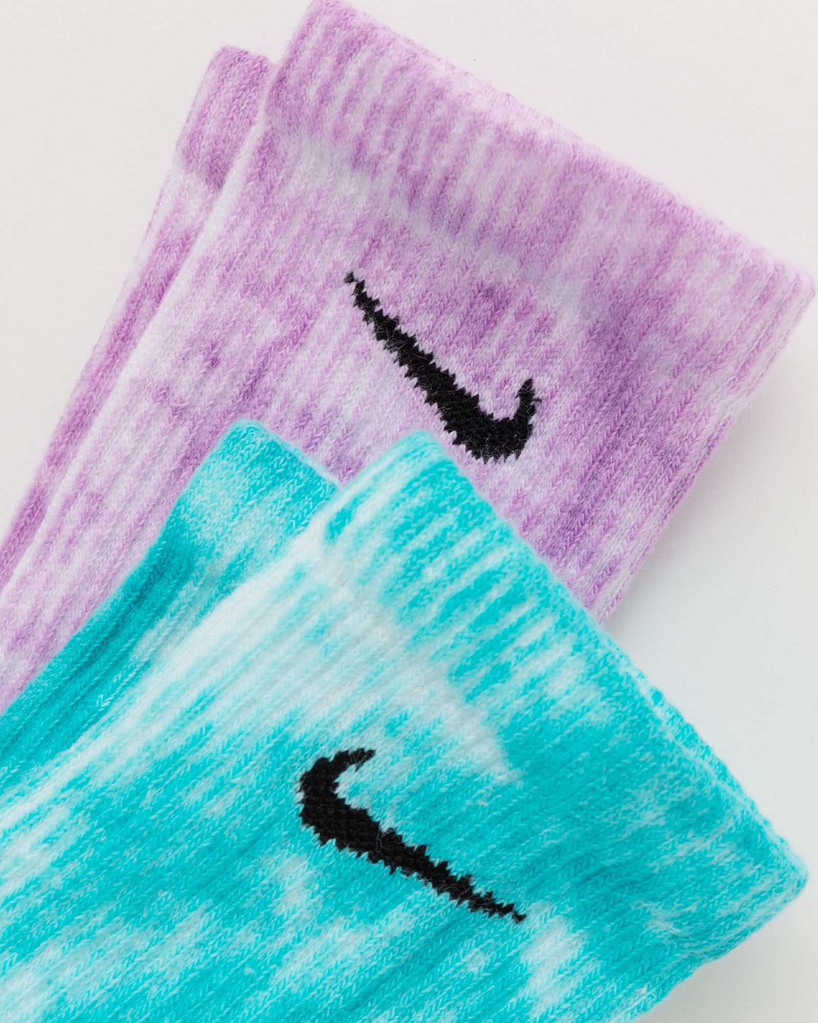Everyday Plus Cushioned Tie-Dye Crew Socks (2 Pairs)