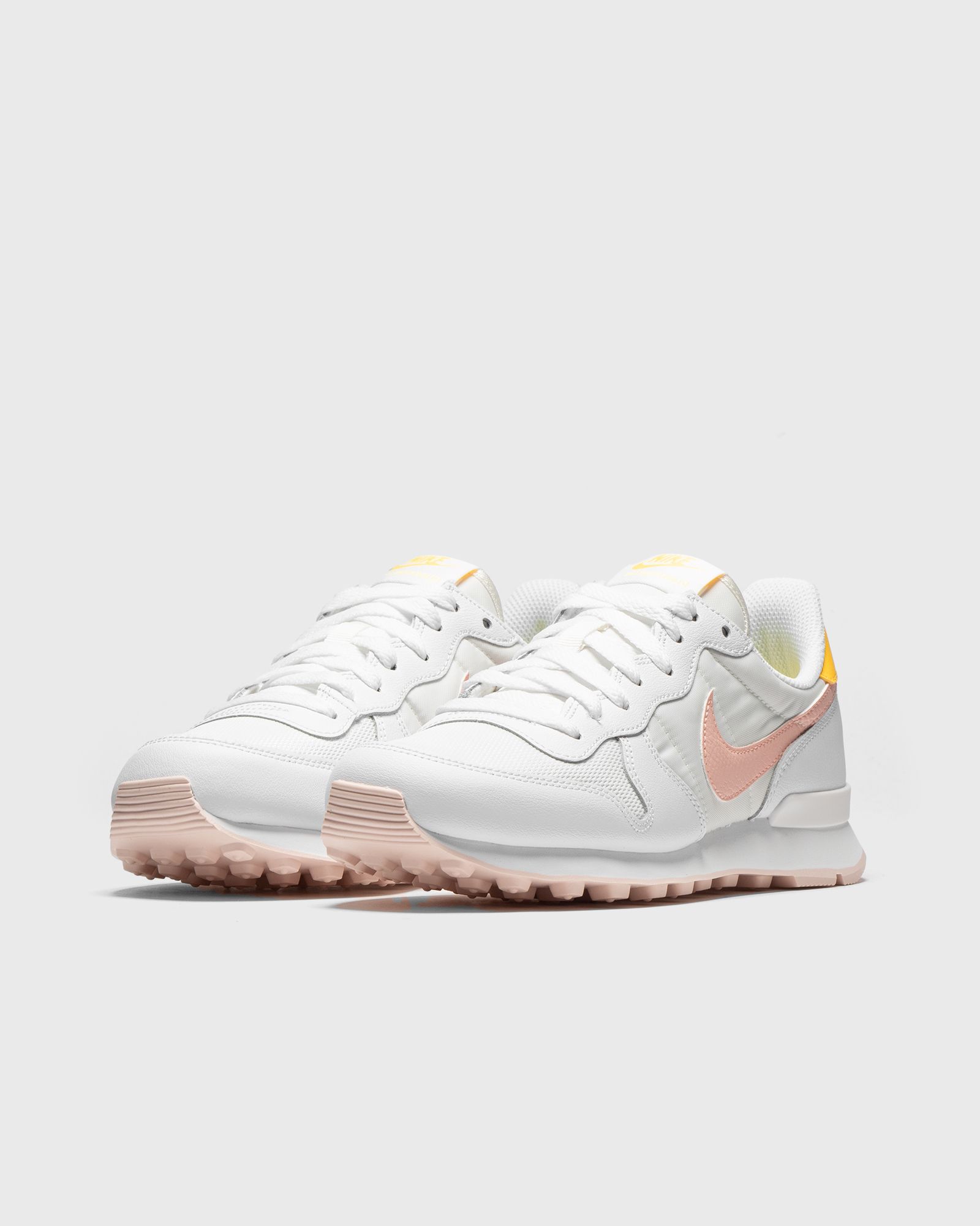 WMNS INTERNATIONALIST
