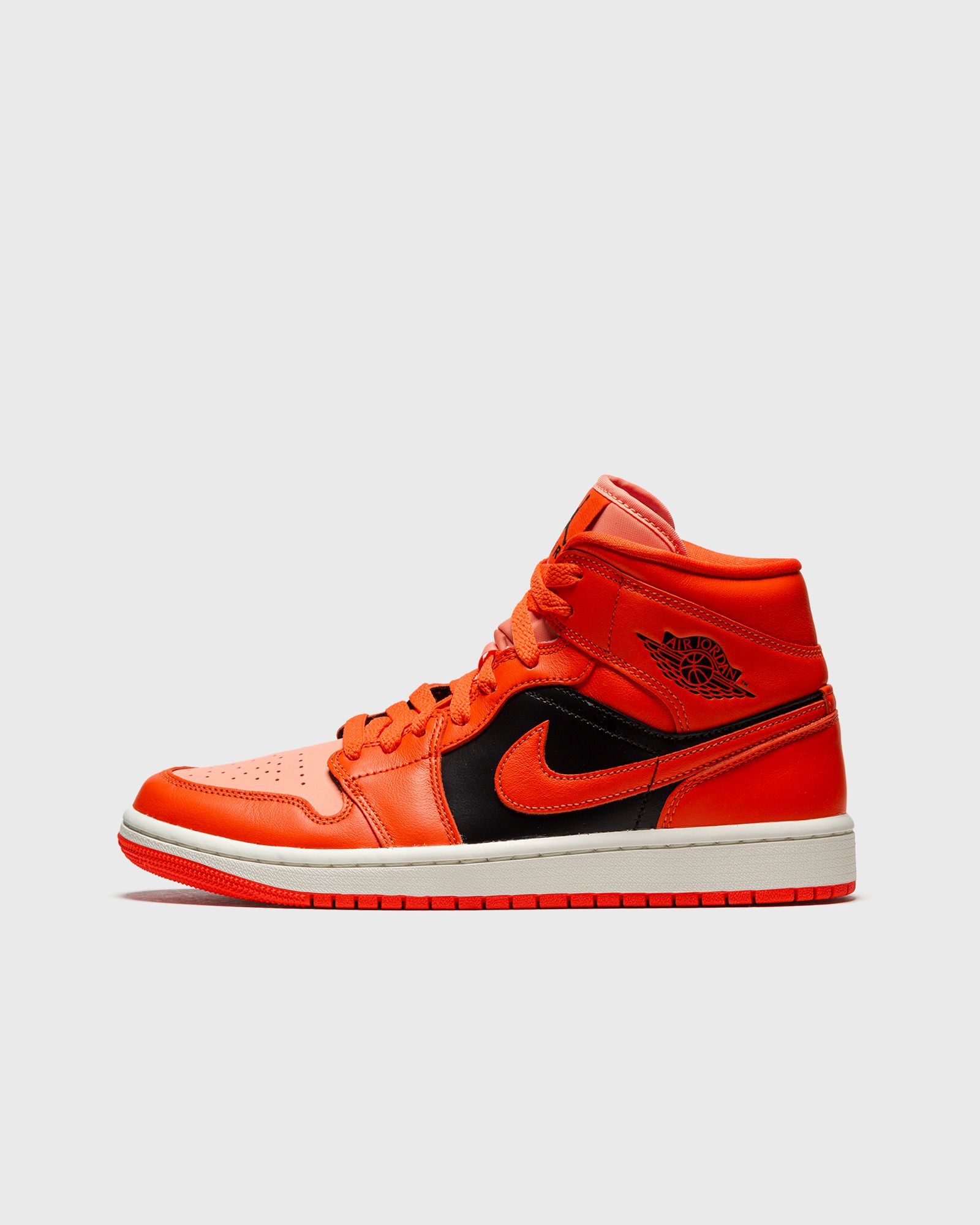 WMNS AIR JORDAN 1 MID SE