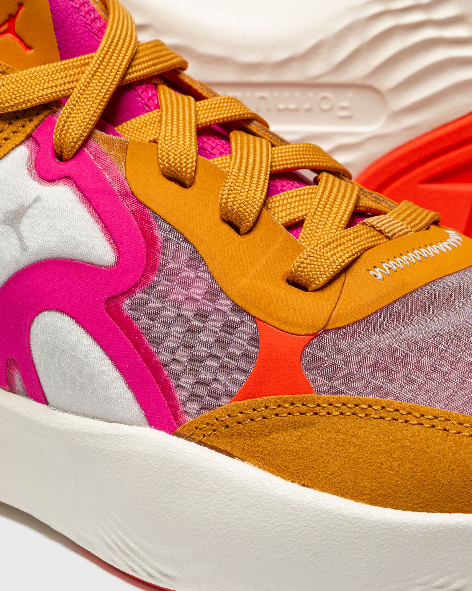 WMNS JORDAN DELTA 3 LOW