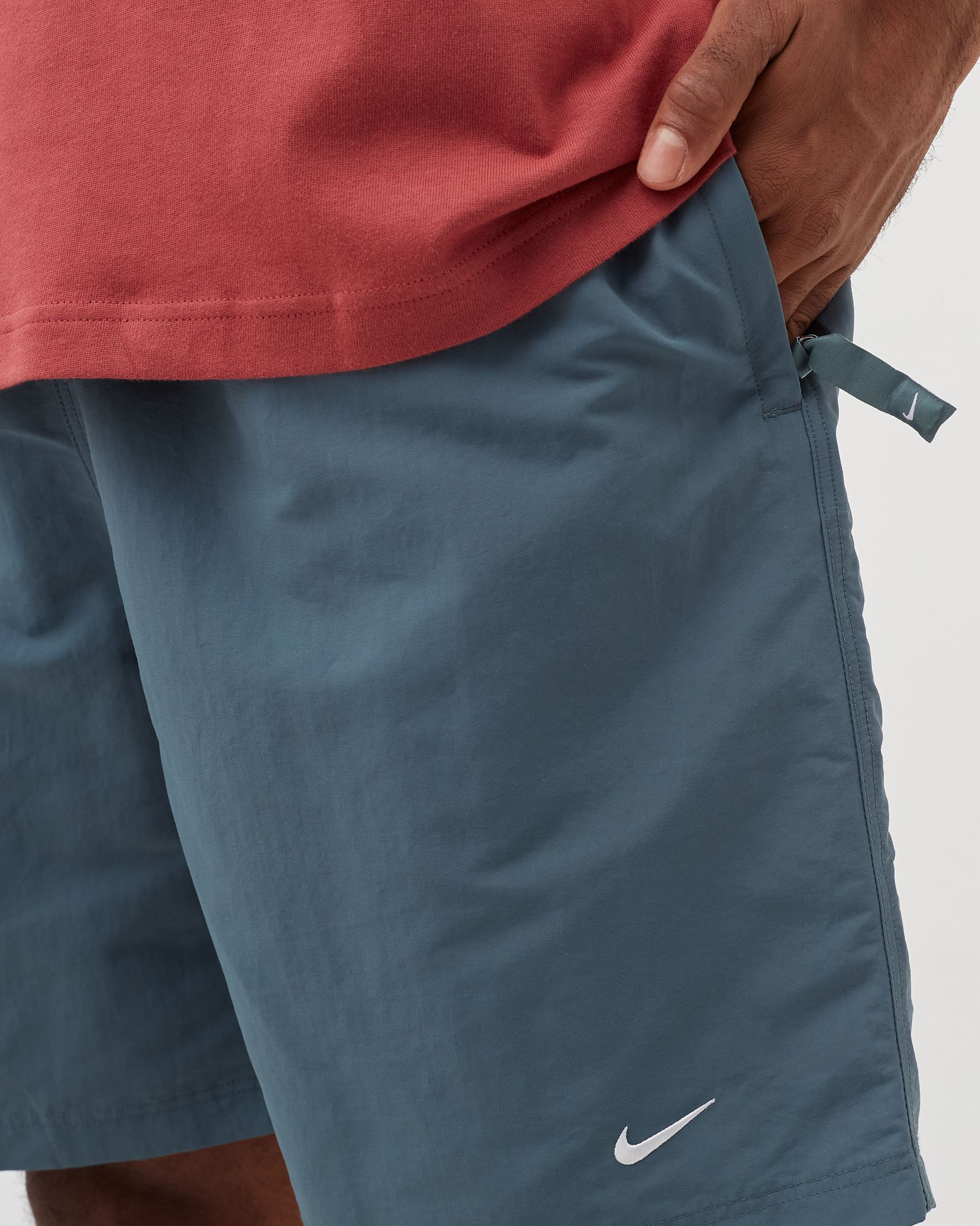 NRG SOLO SWOOSH SHORT