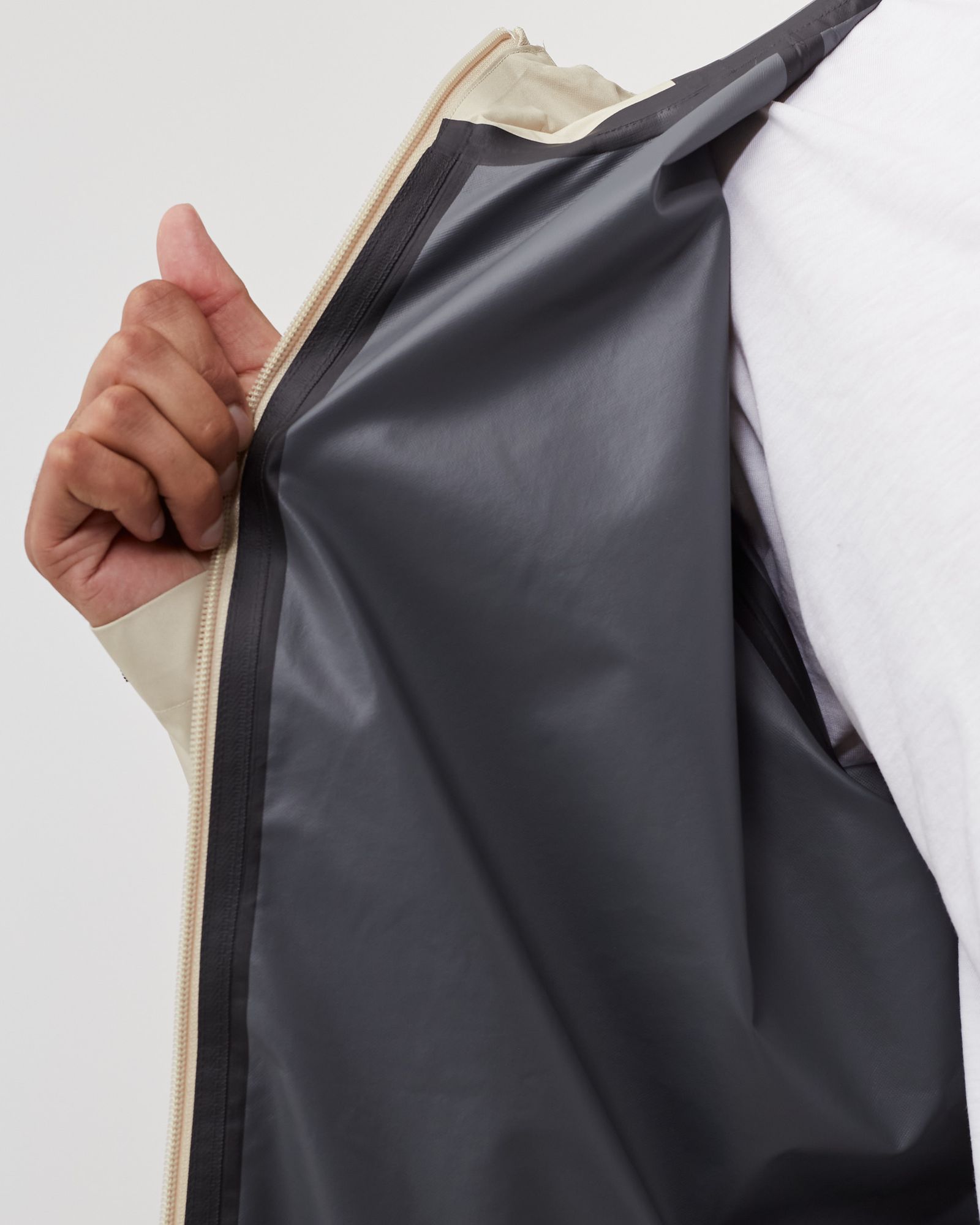 Sportswear Storm-FIT Legacy Hooded Shell Jacket