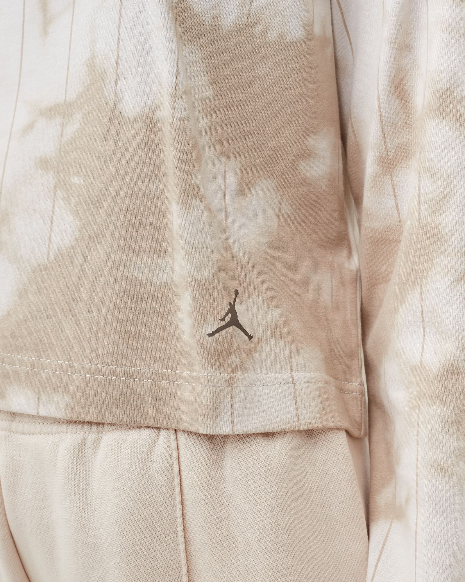 WMNS Jordan (Her)itage Long-Sleeve T-Shirt