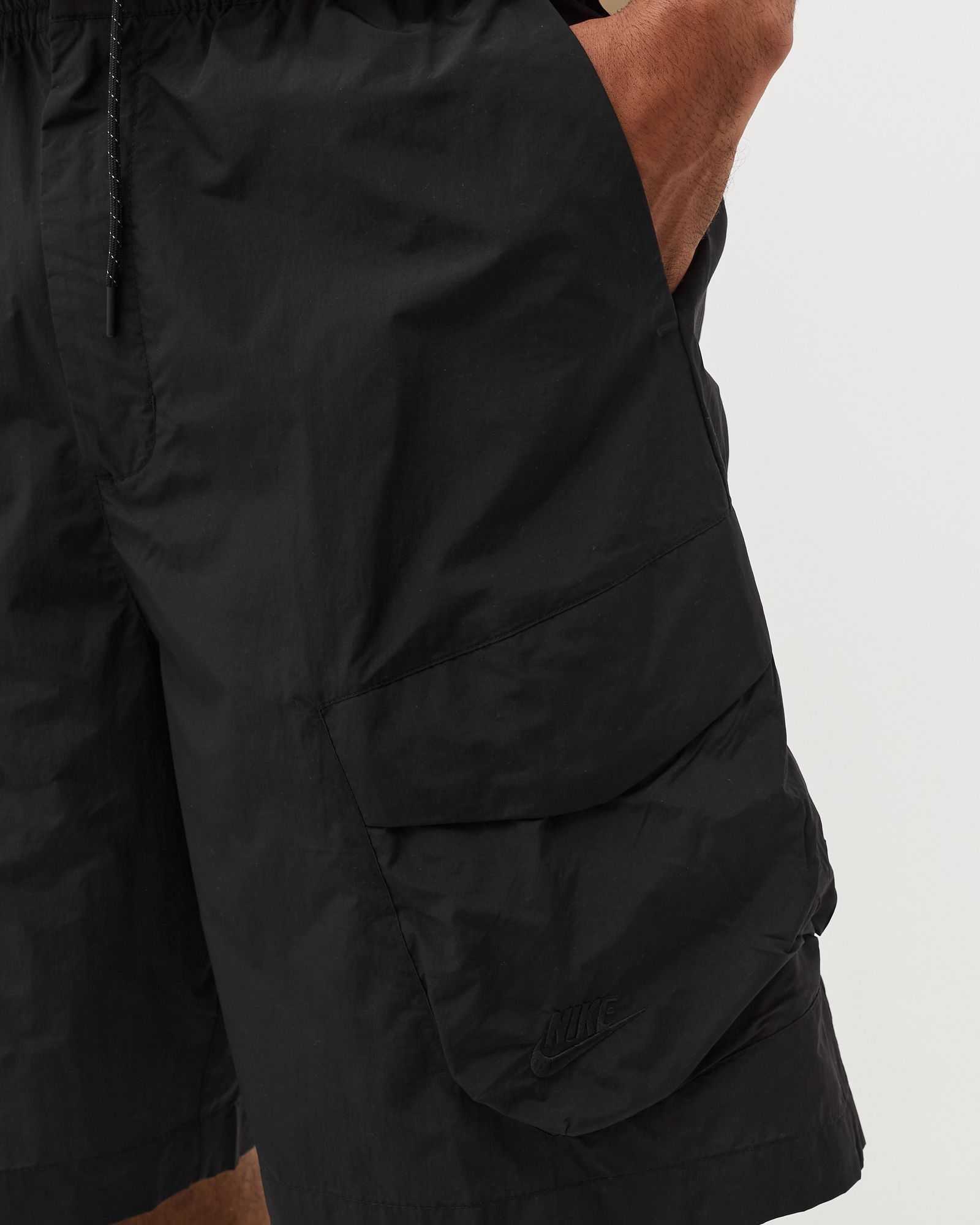 Tech Essentials Woven Unlined Utility Shorts