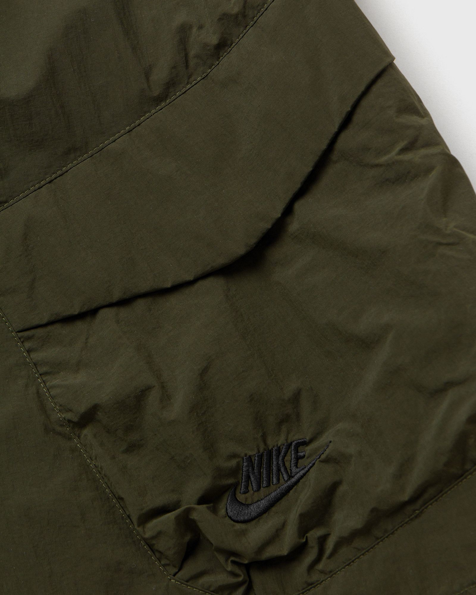 Tech Essentials Woven Unlined Utility Shorts