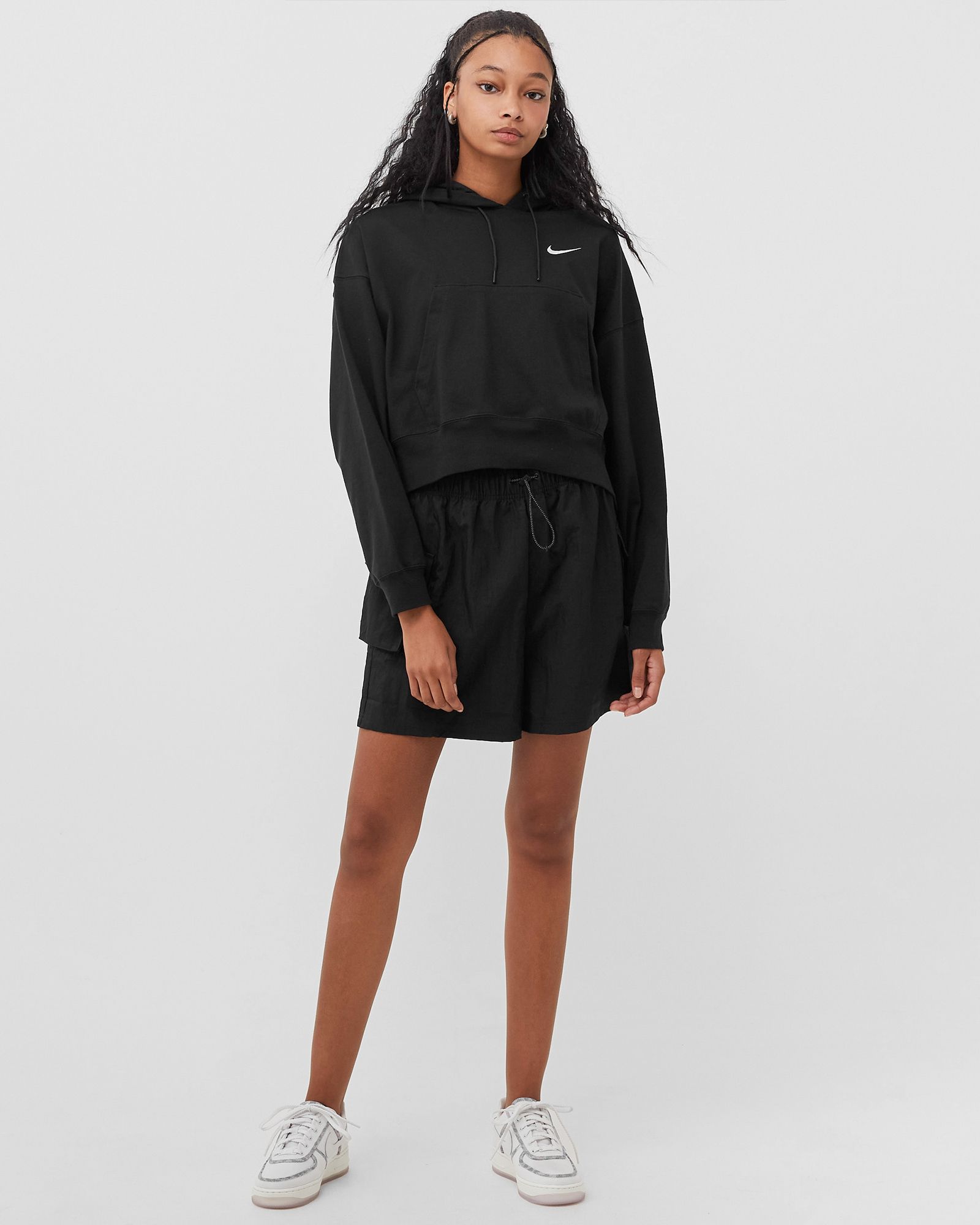 WMNS Woven High-Rise Shorts