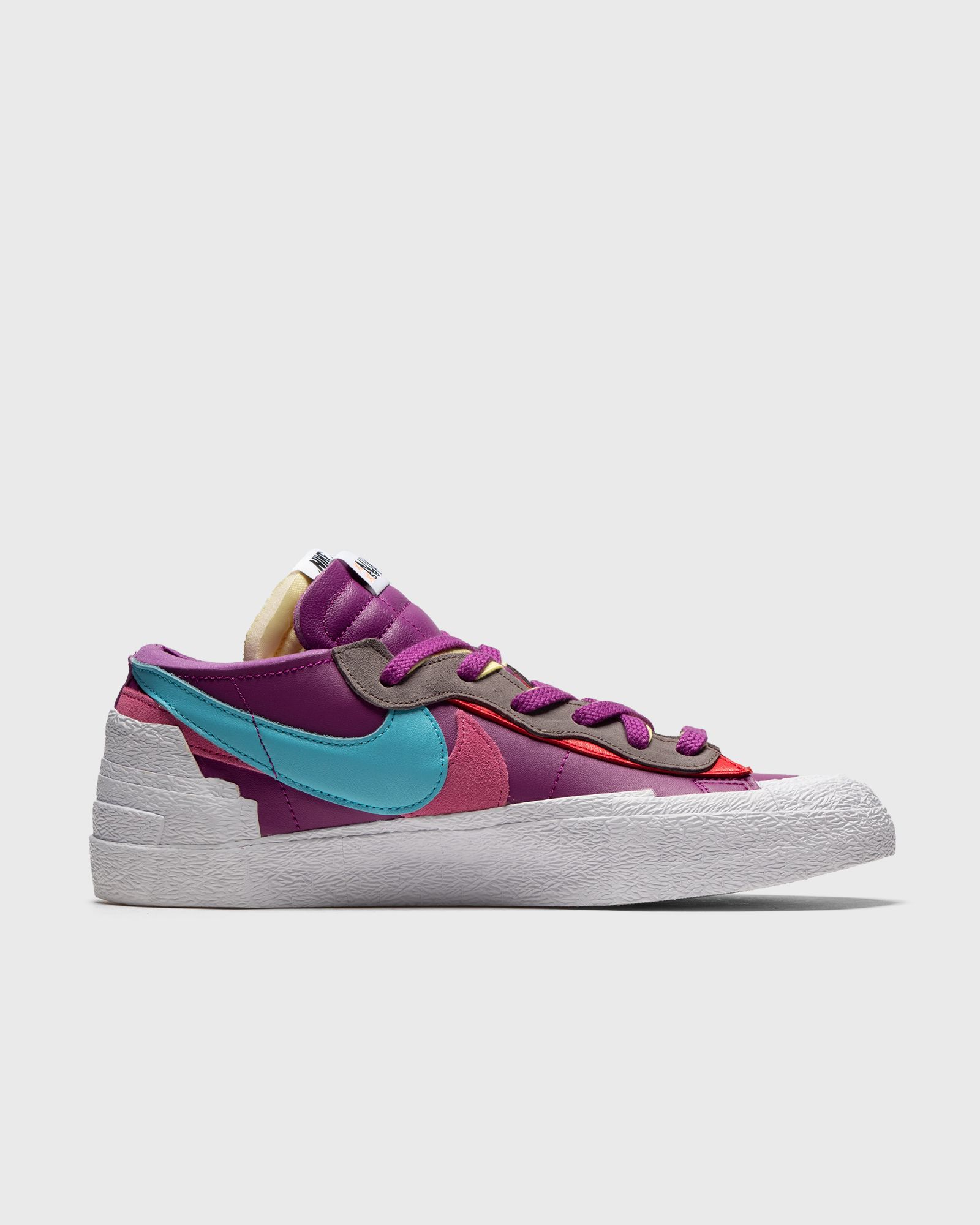 sacai x KAWS Blazer Low 'Purple Dusk'