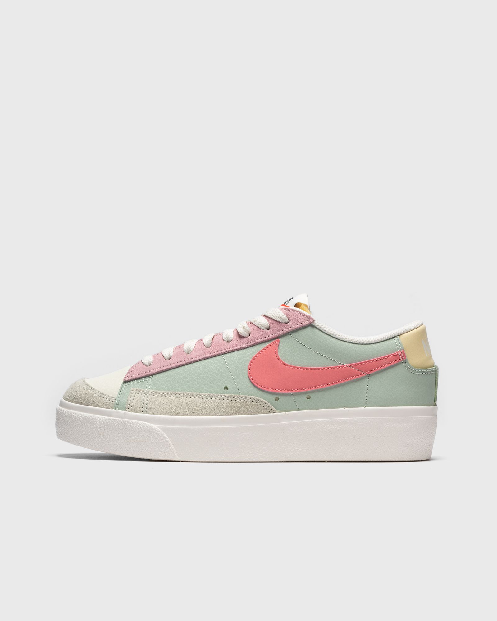 WMNS Blazer Low Platform 'SEAFOAM'