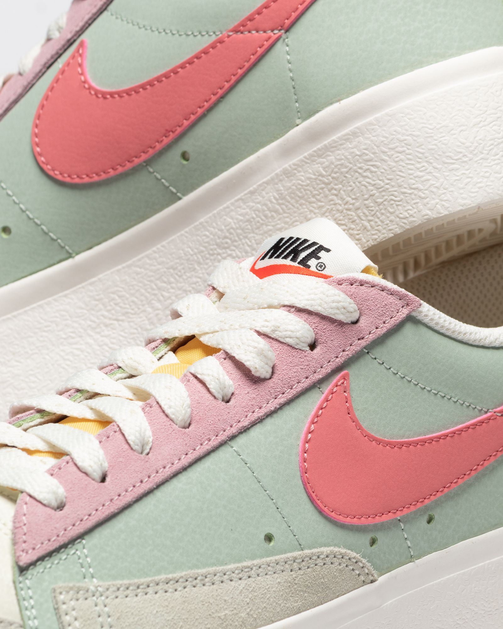 WMNS Blazer Low Platform 'SEAFOAM'