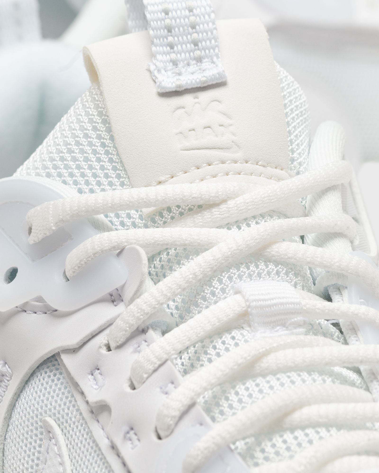 WMNS Air Max 90 Futura