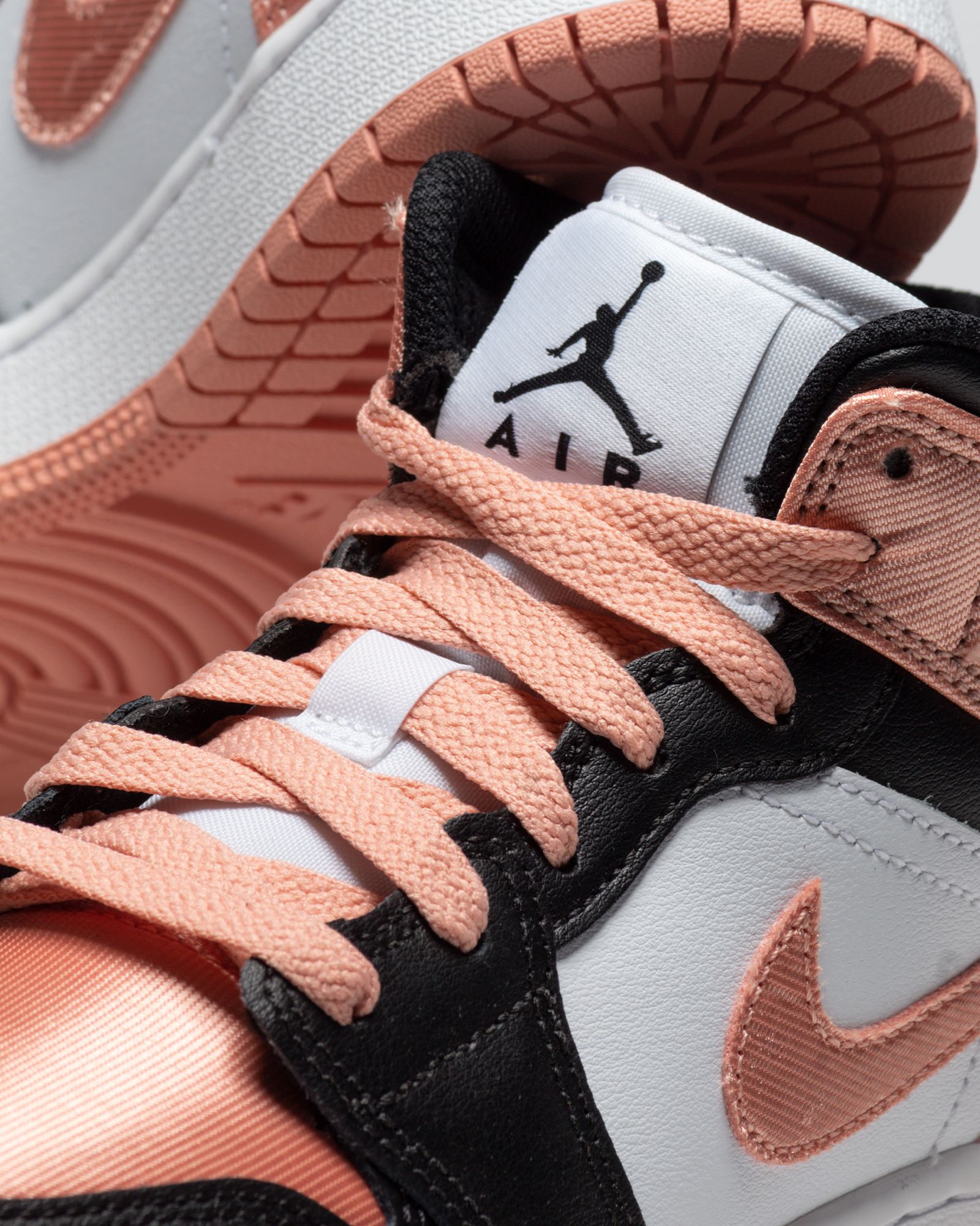 AIR JORDAN 1 MID (GS)