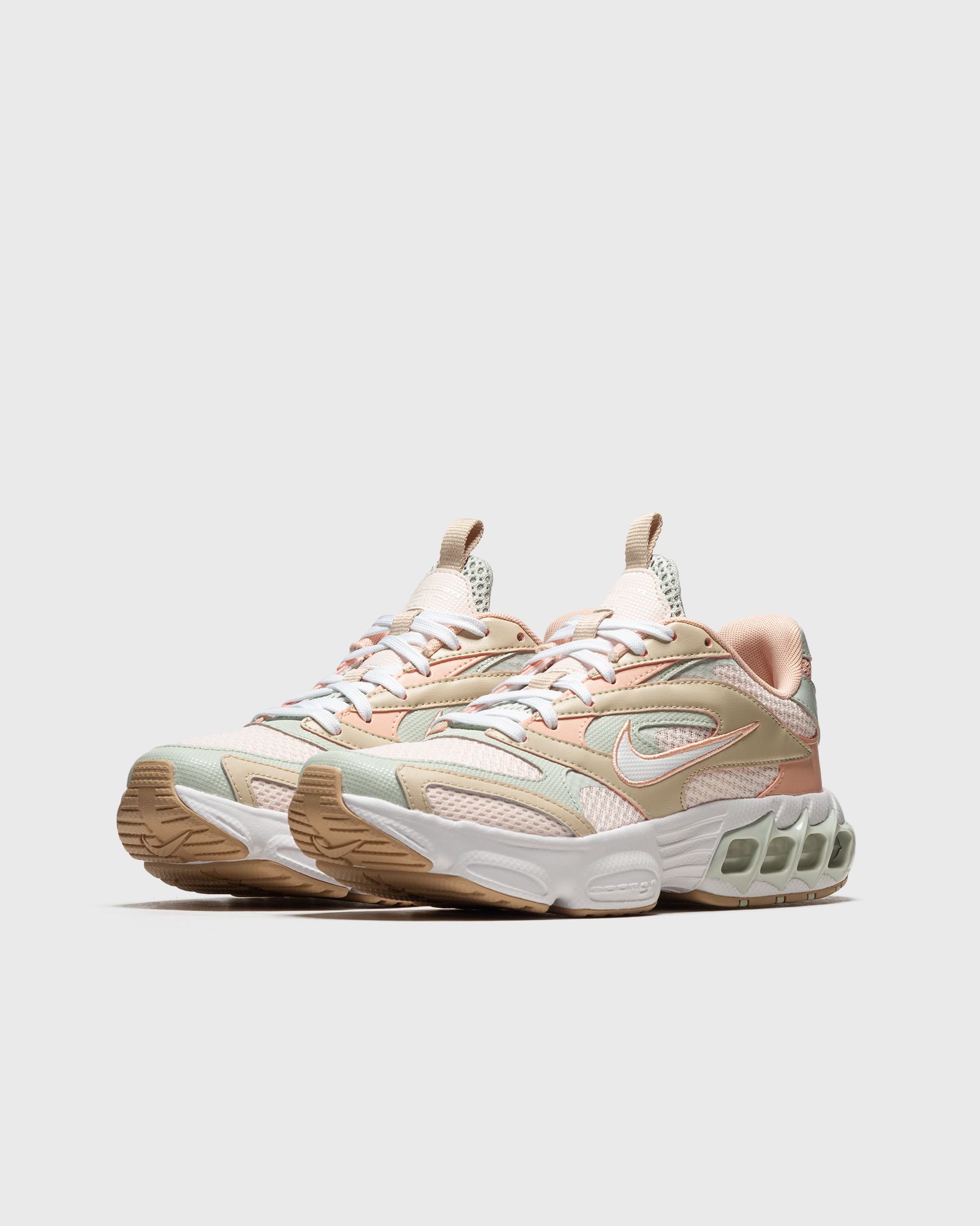 WMNS Zoom Air Fire