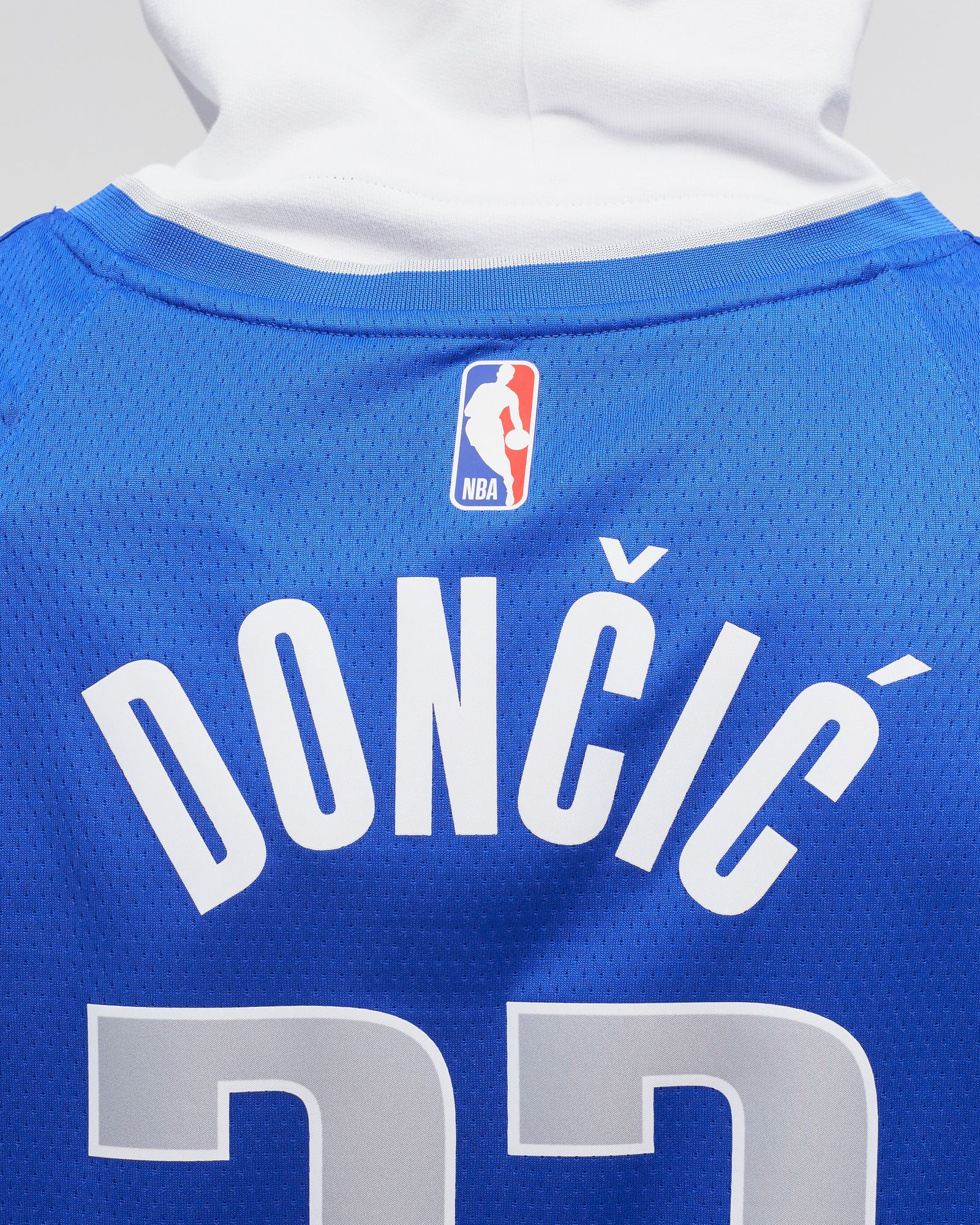 Dallas Mavericks Icon Edition 2022/23 NBA Swingman Jersey