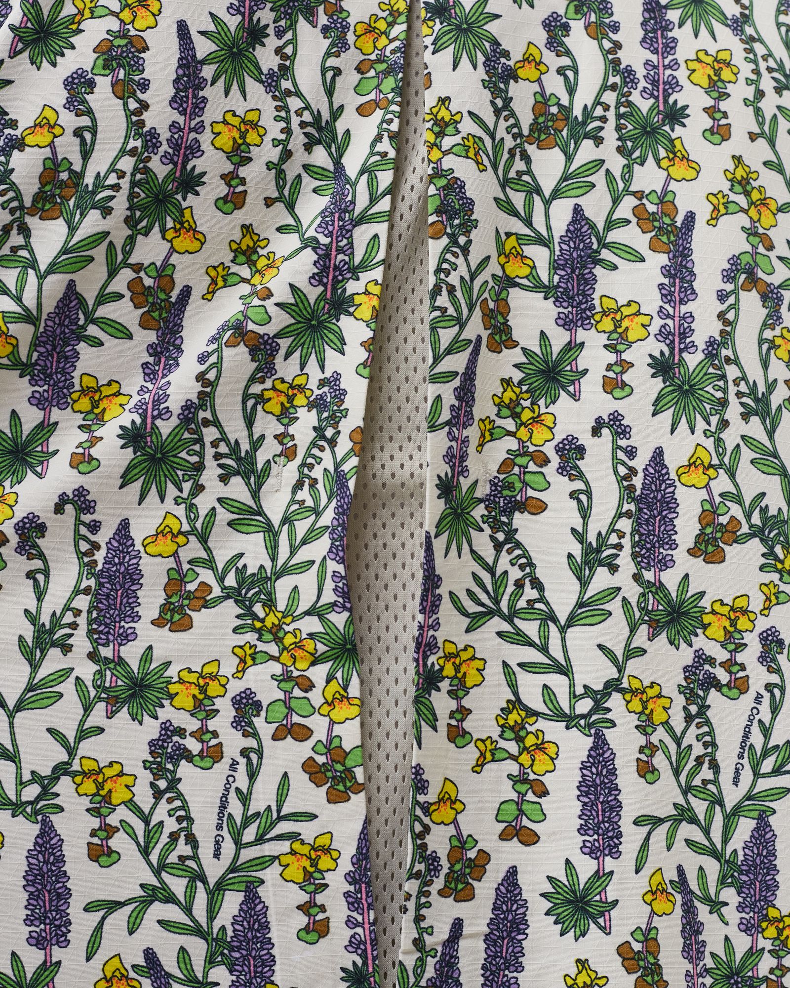 ACG DRI-FIT UV "SNOWGRASS" SHIRT