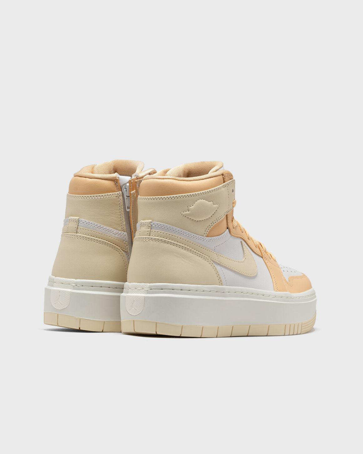 Jordan WMNS AIR JORDAN 1 ELEVATE HIGH Orange/White | BSTN Store