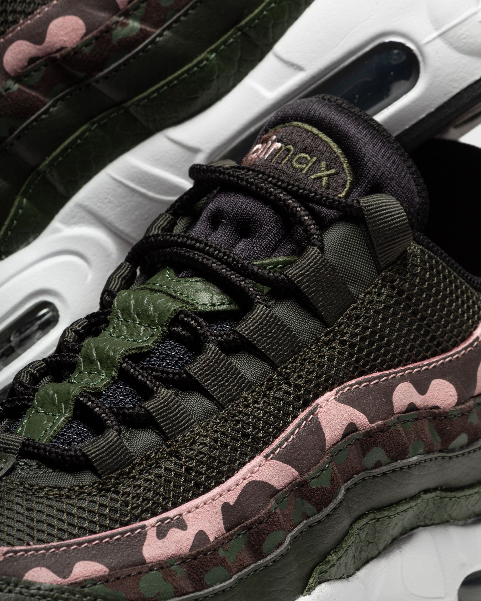 WMNS NIKE AIR MAX 95