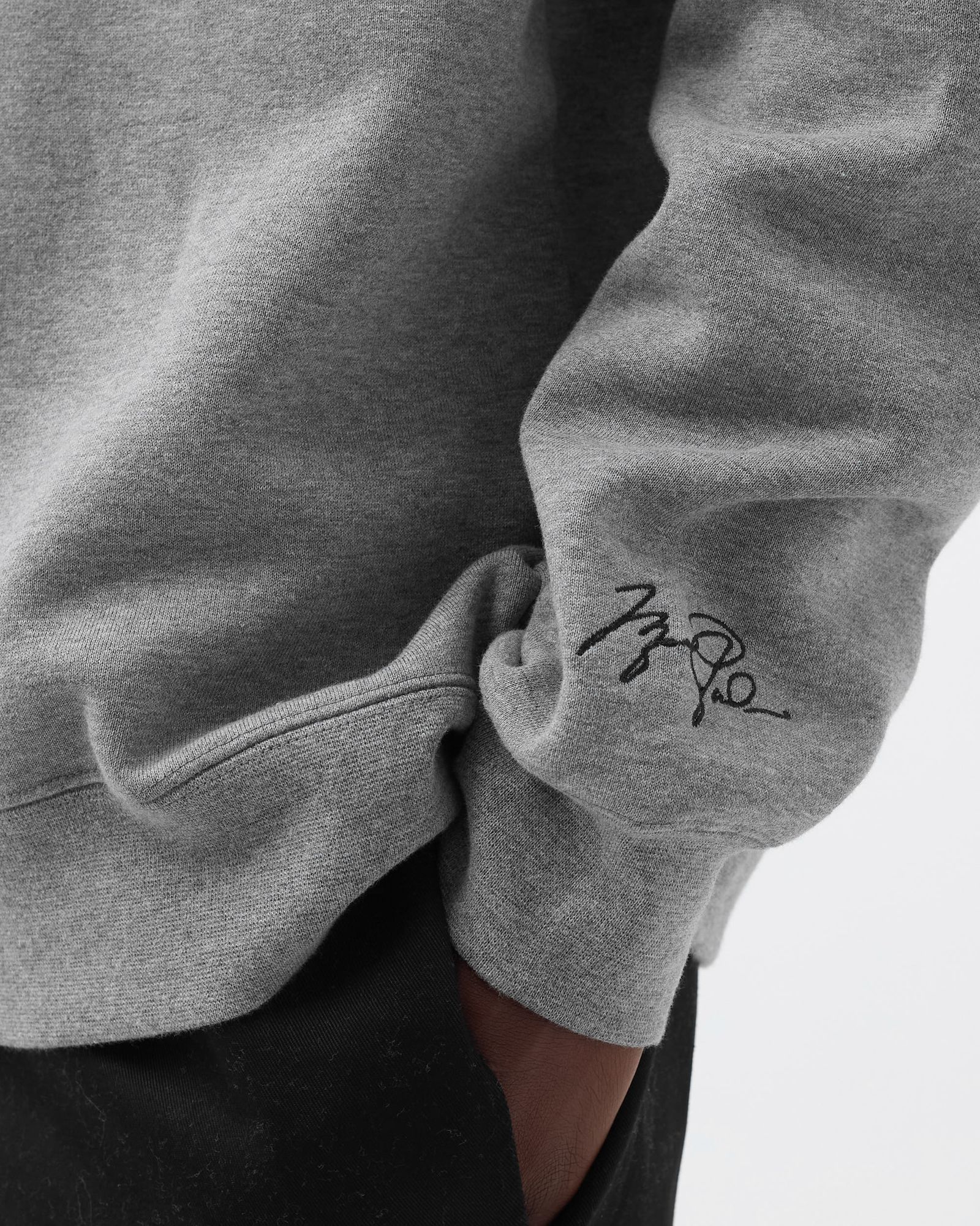 ESSENTIALS FLEECE CREW SWEATSHIRT