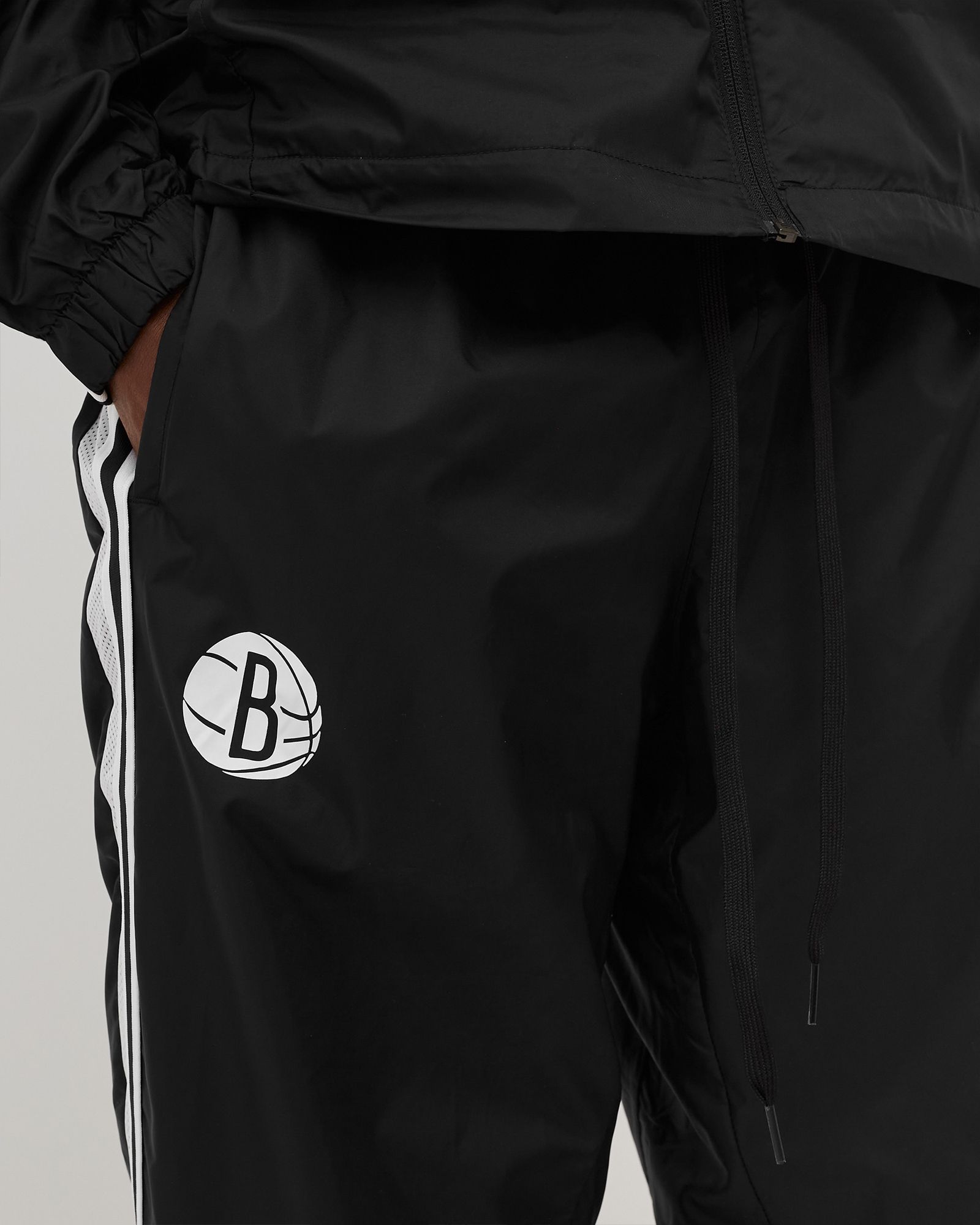 Courtside Warm Up Tracksuit - Brooklyn Nets