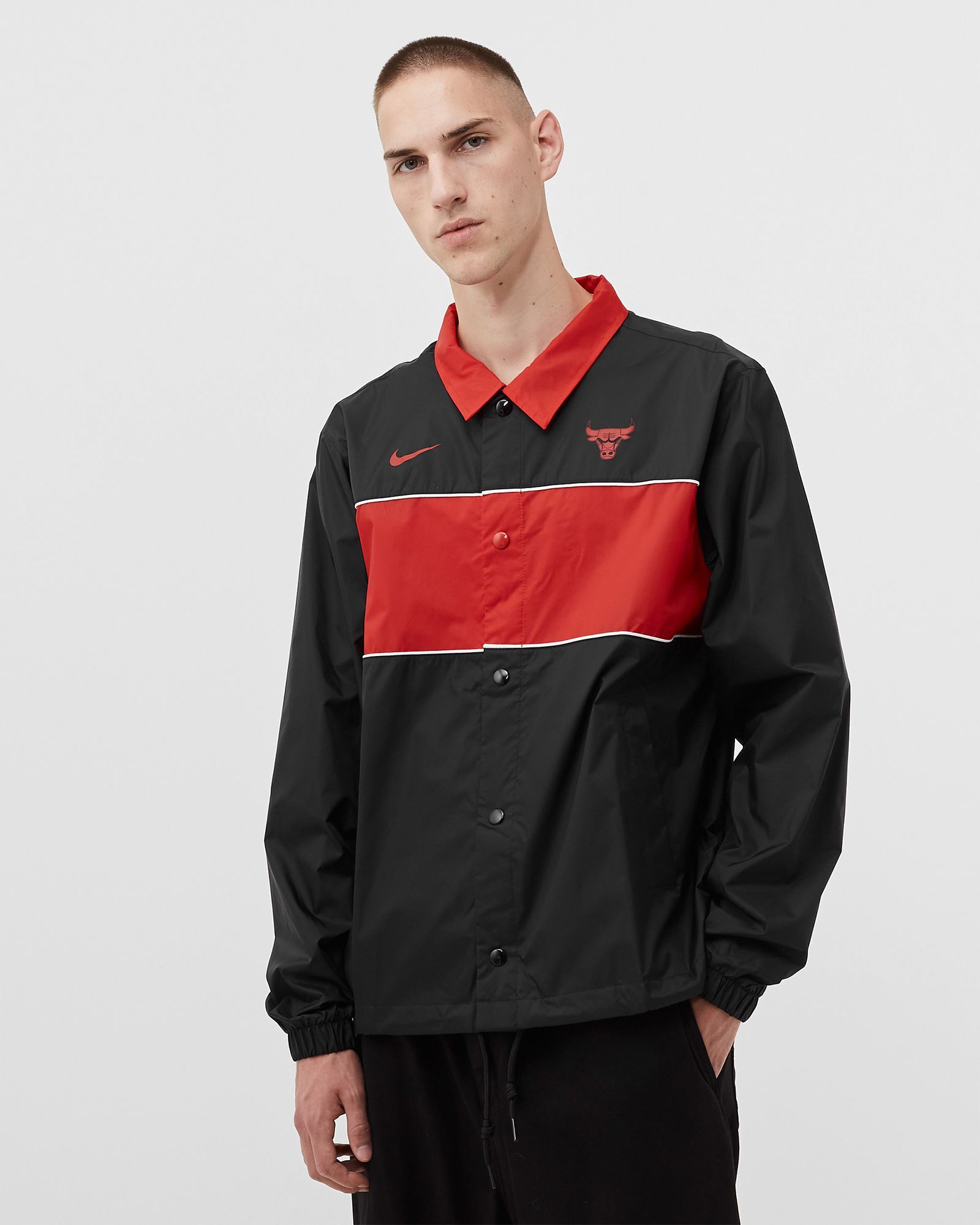 Courtside Lightweight Jacket - Chicago Bulls