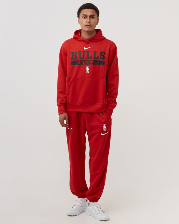 Chicago Bulls Spotlight Men's Nike Dri-FIT NBA Pullover Hoodie.