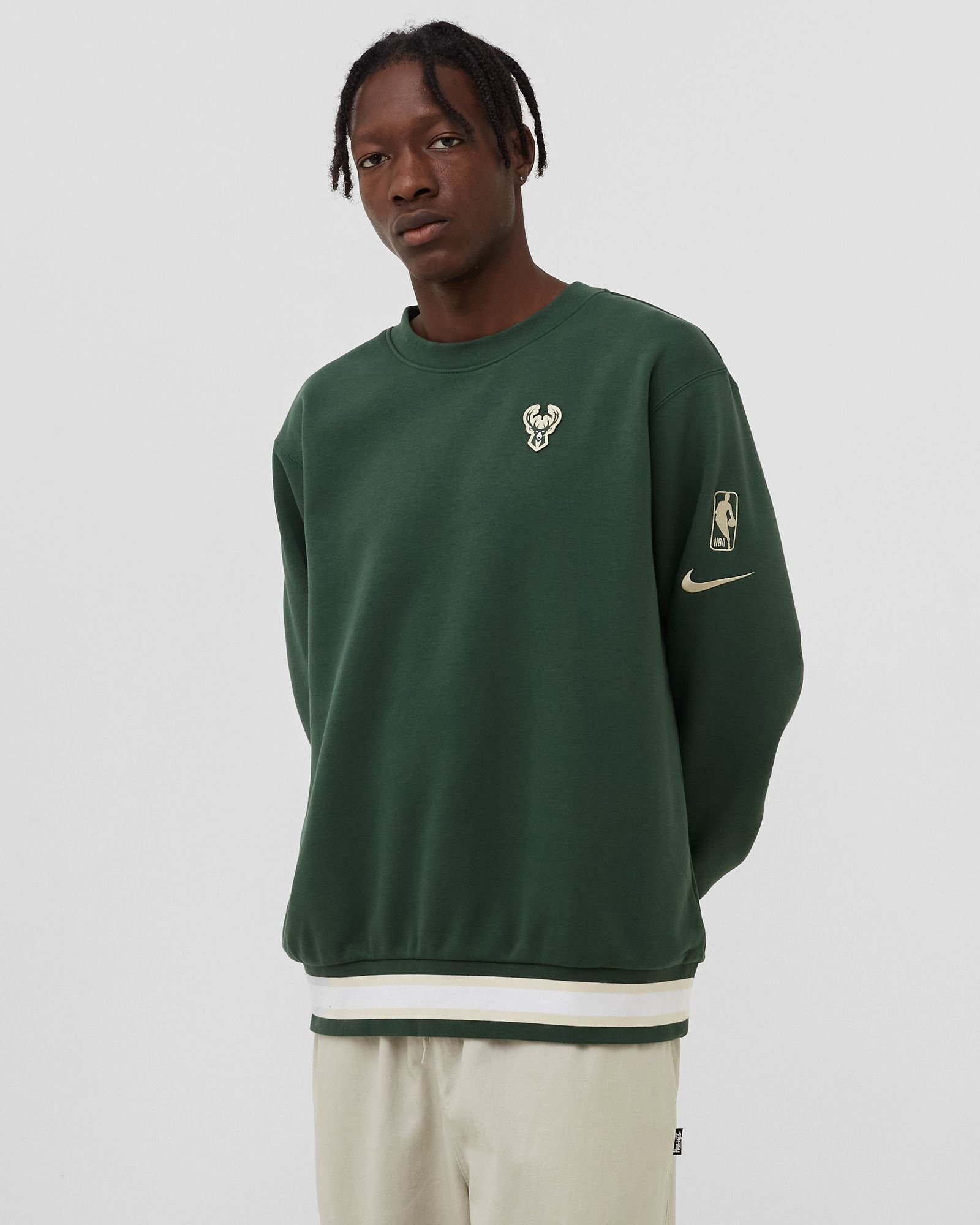Courtside Fleece Crew - Milwaukee Bucks