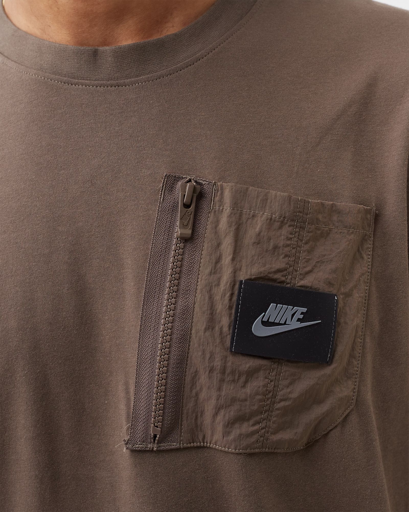 UTILITY POCKET TEE