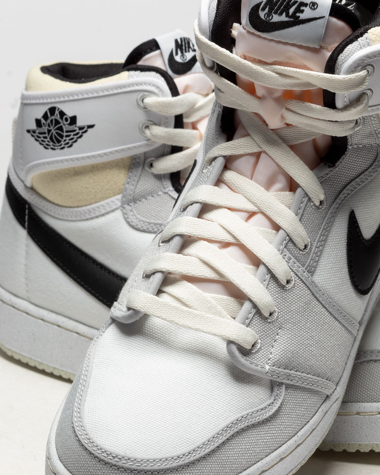 Jordan 1 KO "Greyscale"