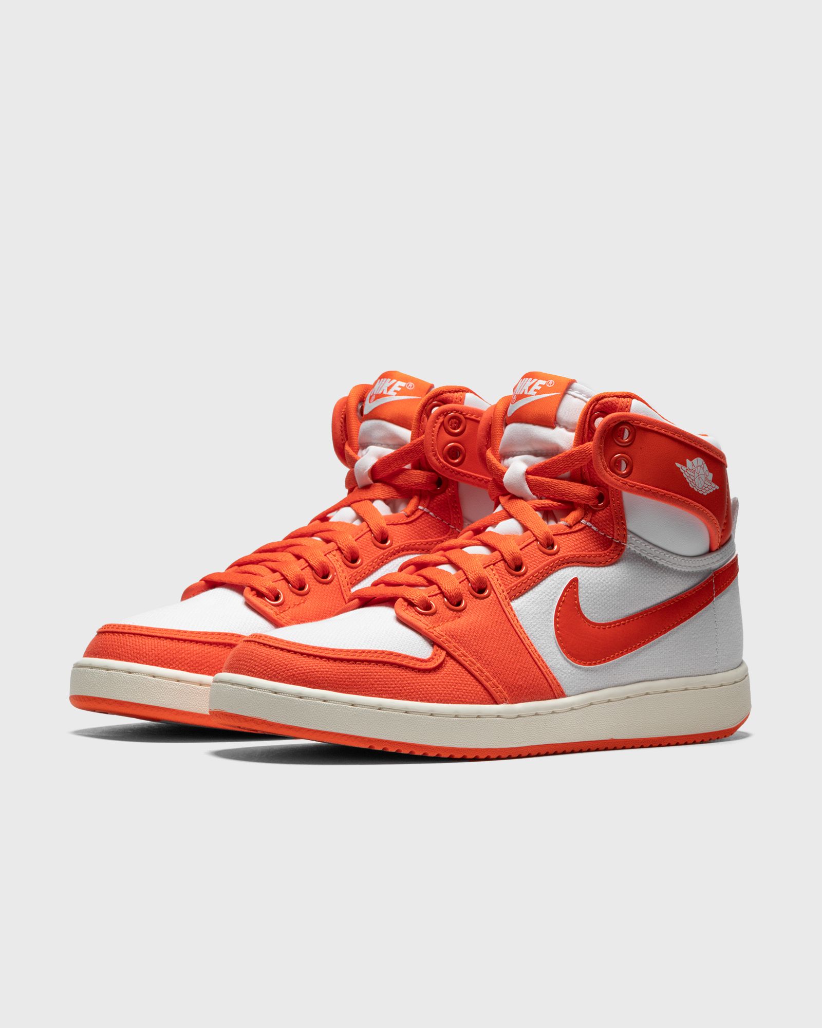 Jordan 1 KO "Rush Orange"