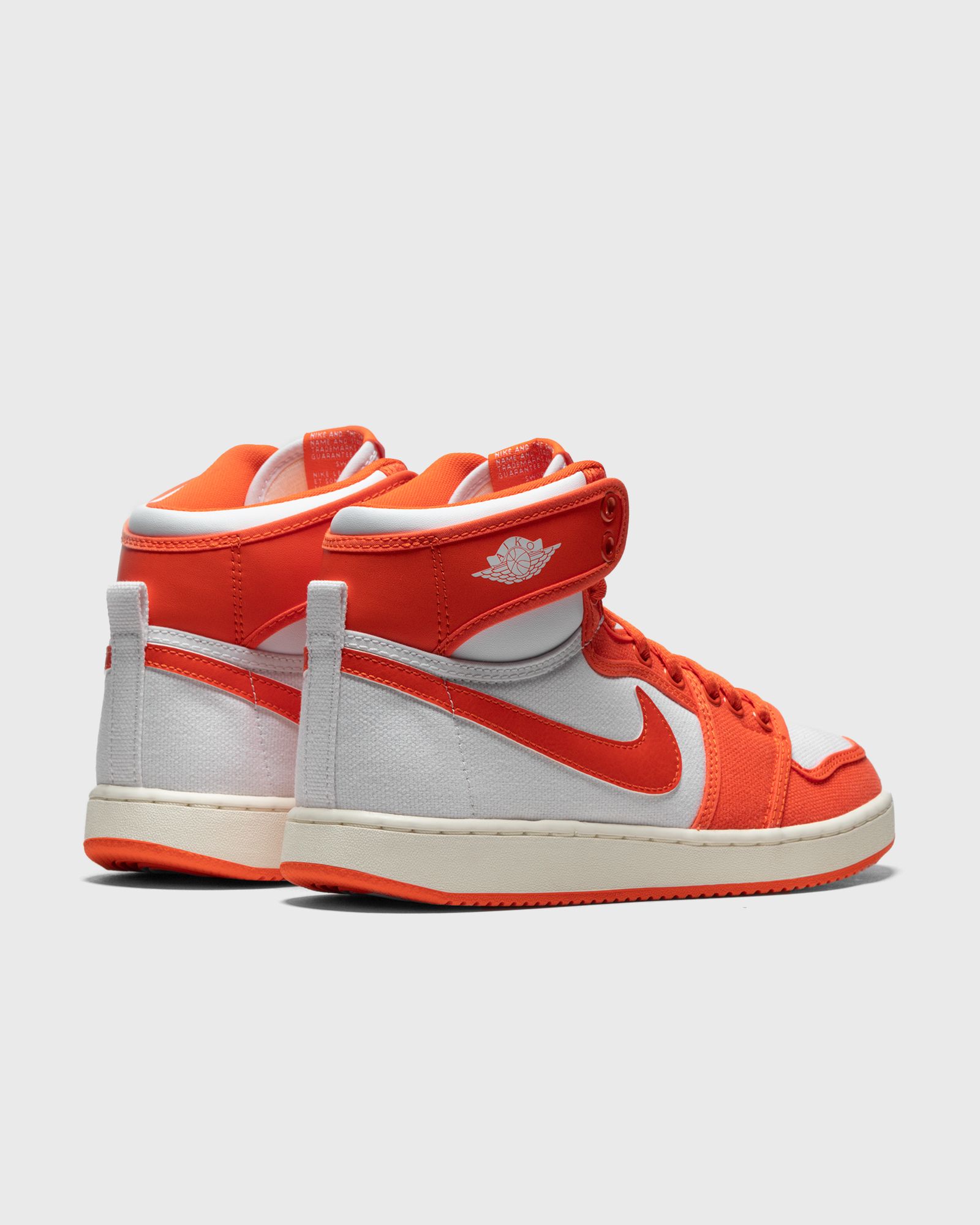 Jordan 1 KO "Rush Orange"