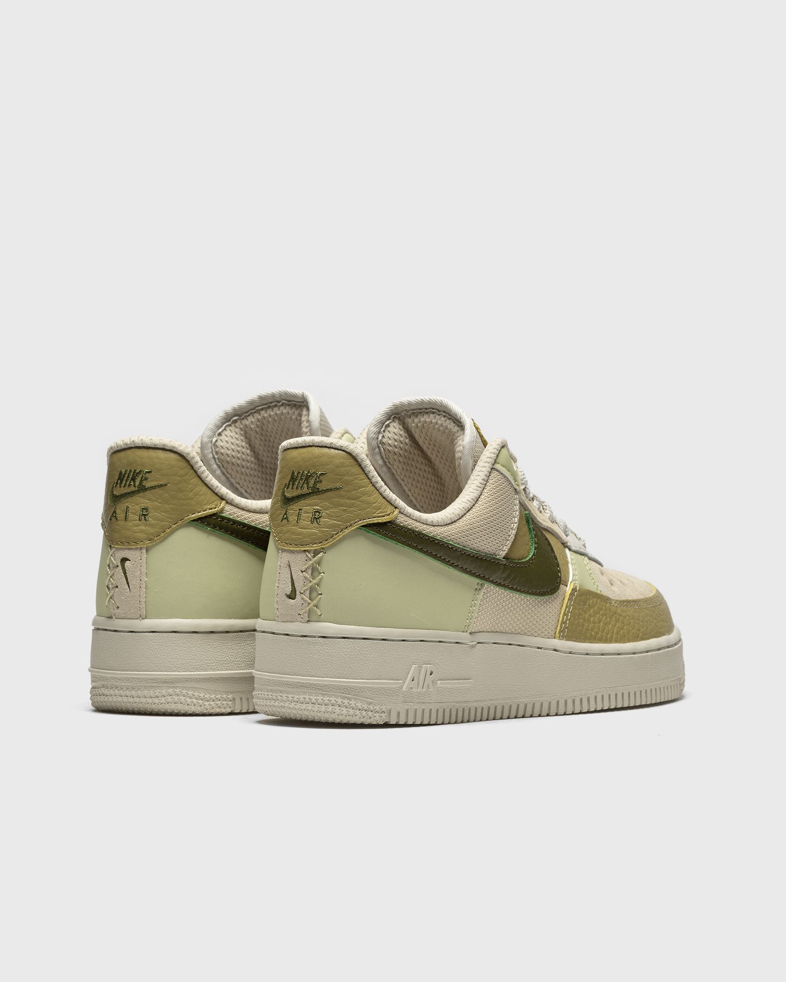 WMNS AIR FORCE 1 'Rough Green'