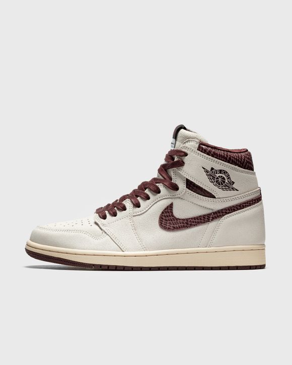 AIR JORDAN 1 RETRO HIGH OG SP x A Ma Maniére