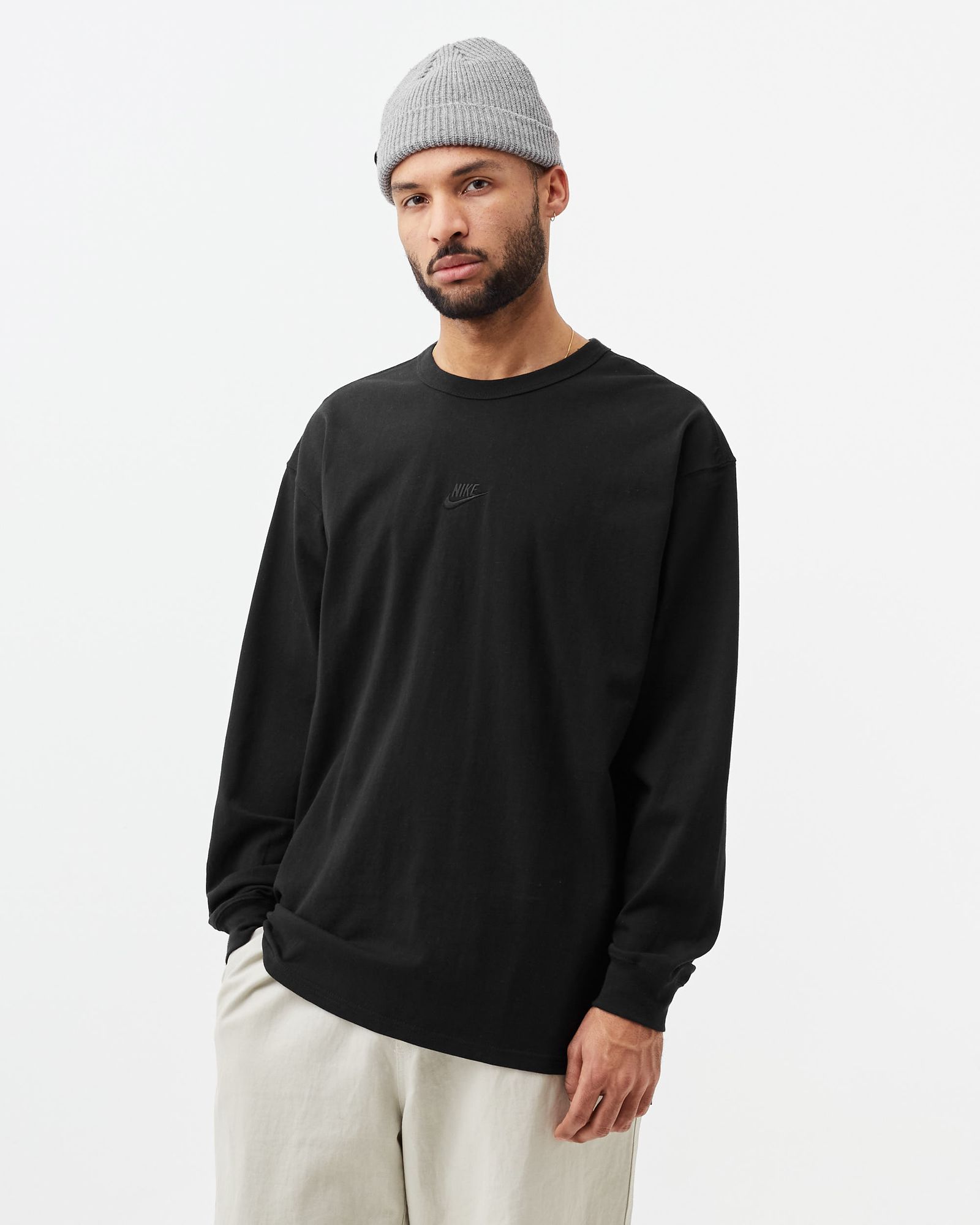 Premium Essentials Longsleeve