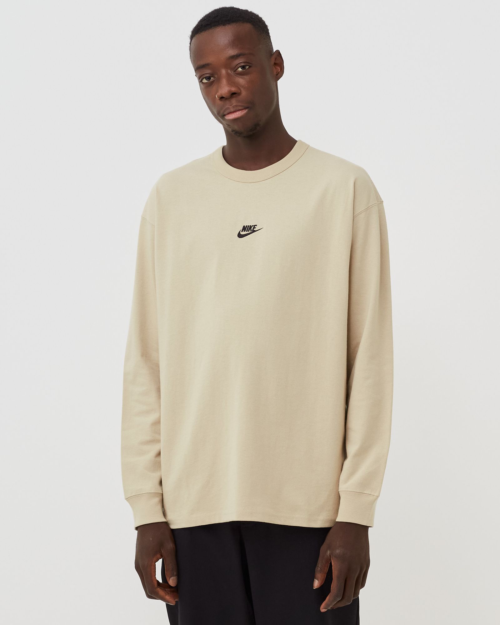 Premium Essentials Longsleeve