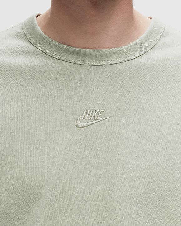 Premium Essentials Longsleeve