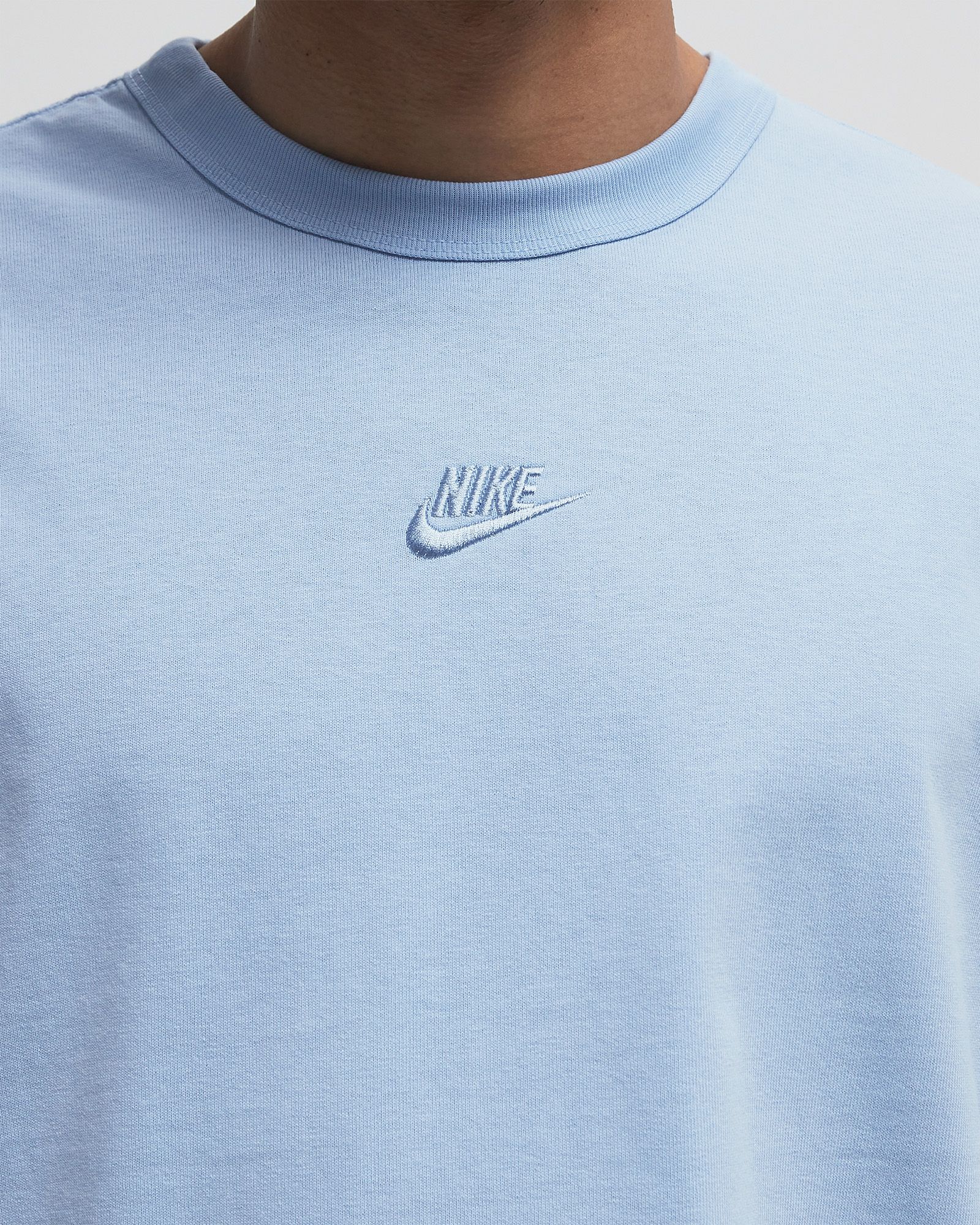 Premium Essentials Longsleeve