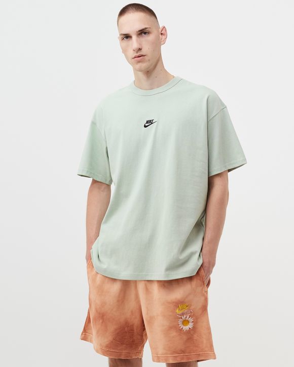 Nike Premium Essentials T-Shirt Green | BSTN Store