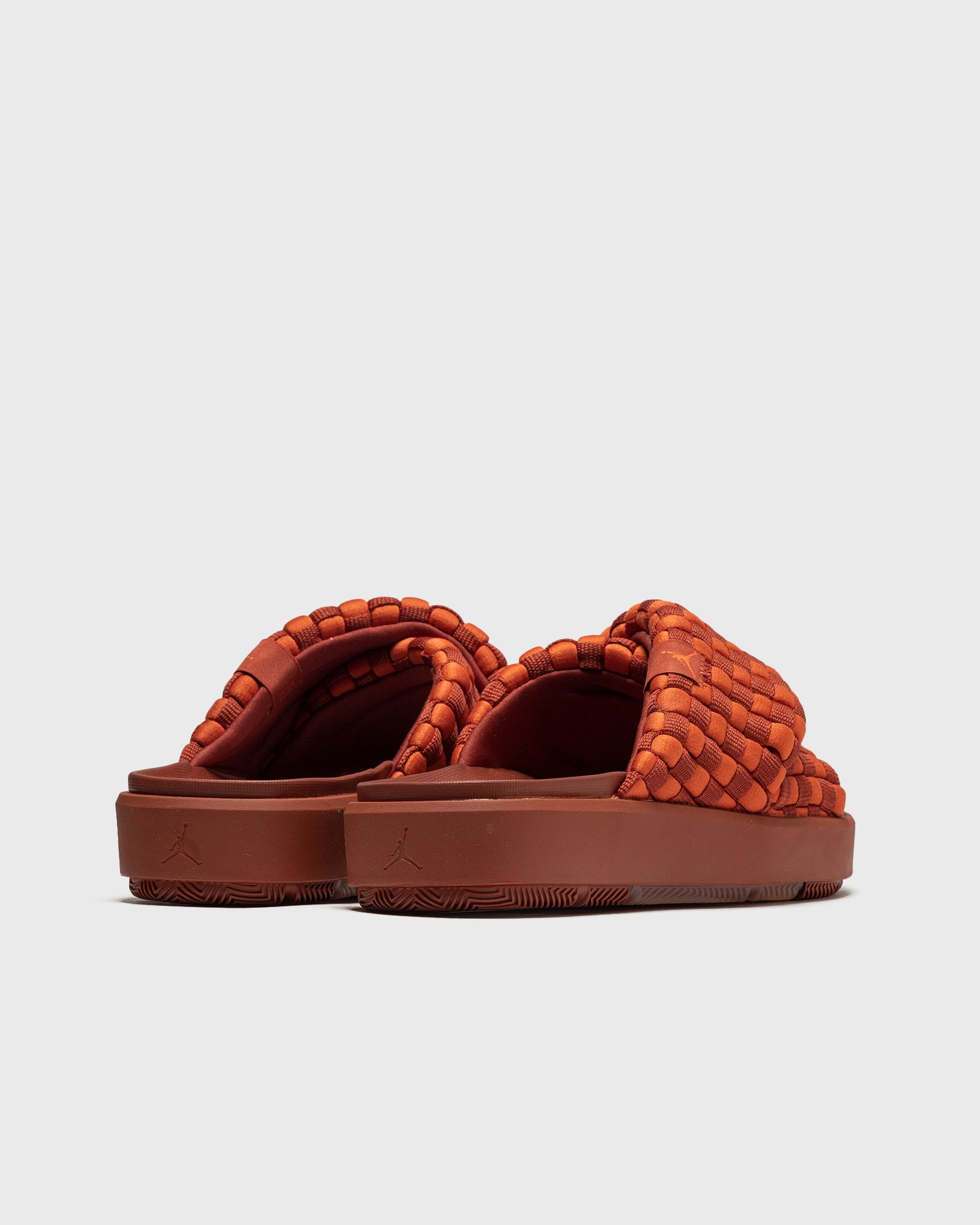 WMNS Sophia Slides