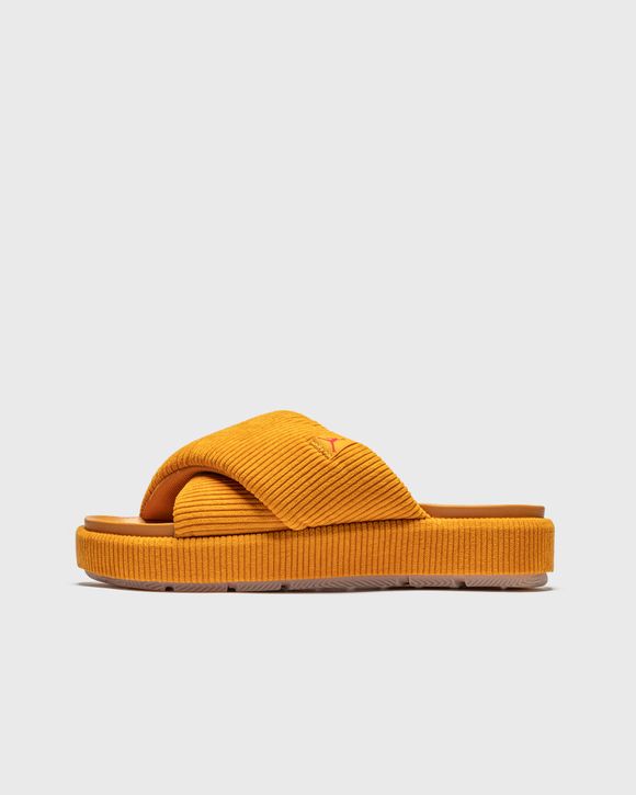 Yellow deals jordan slides