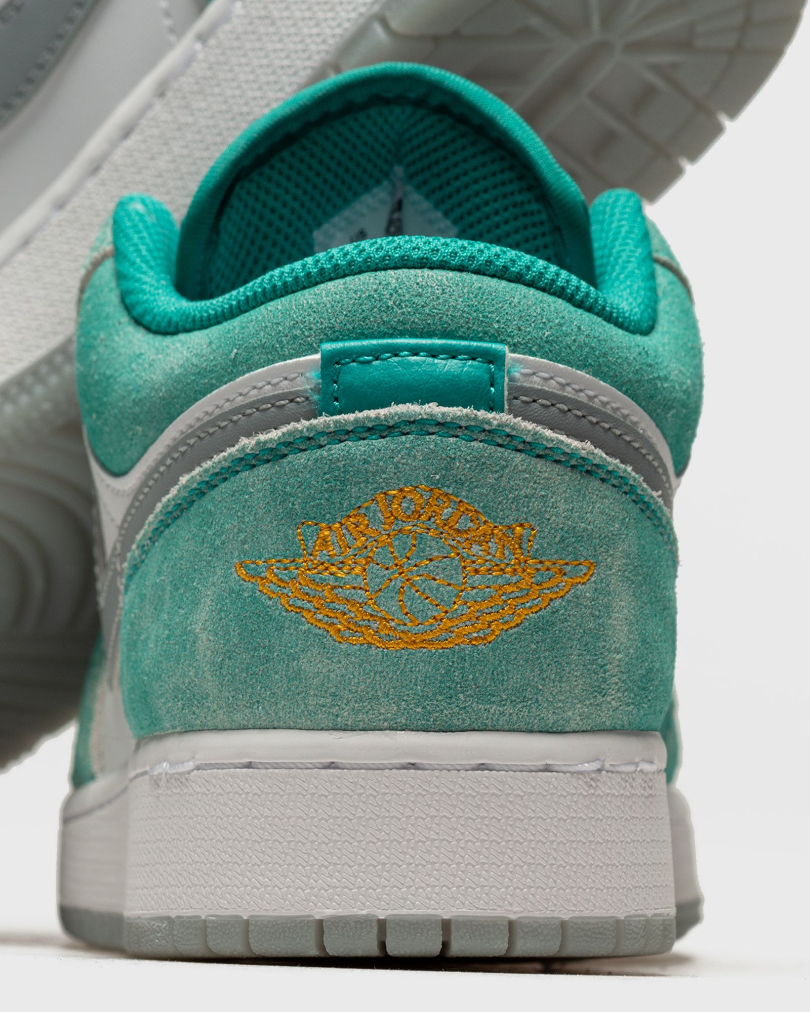 Air Jordan 1 Low SE (GS)