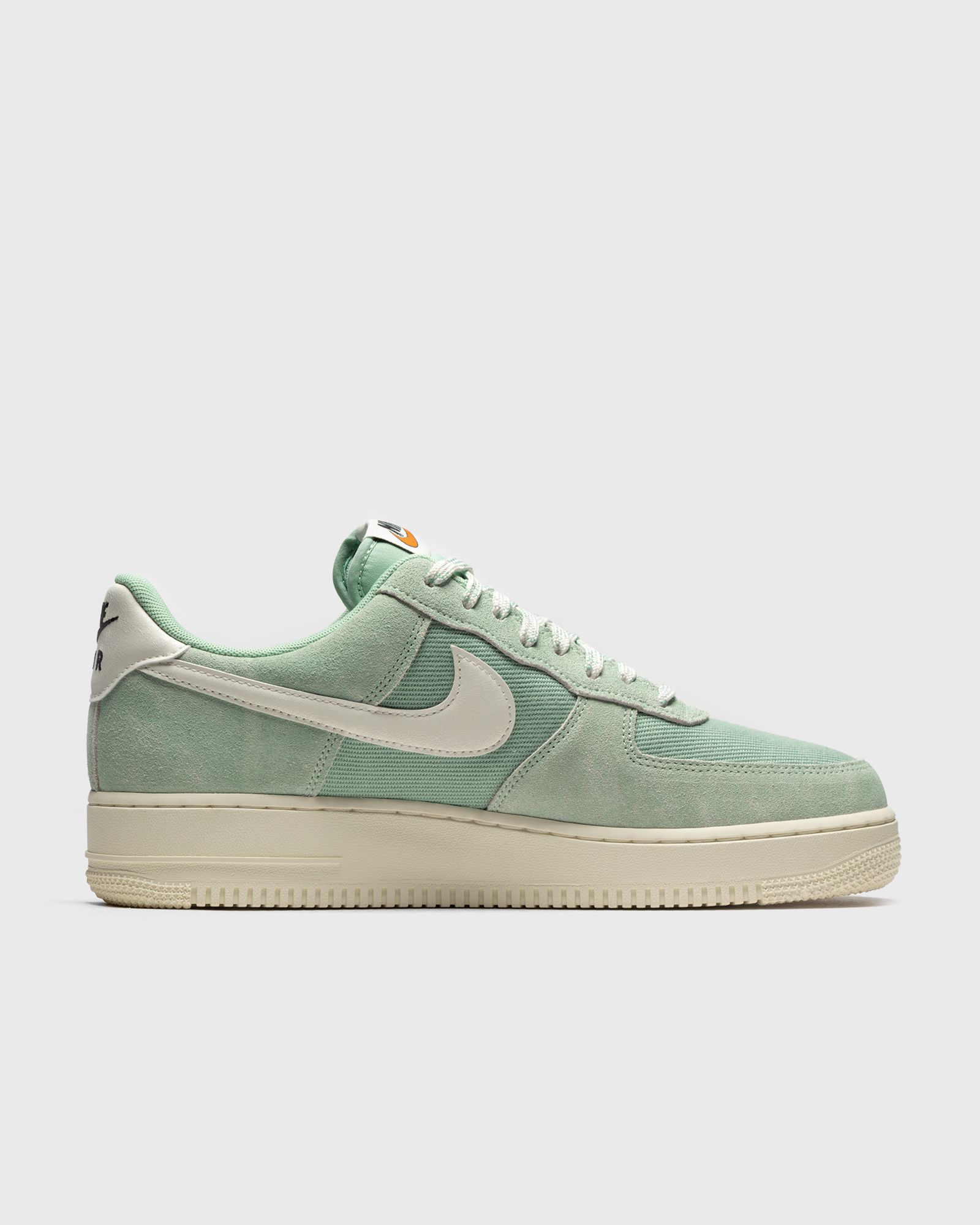 AIR FORCE 1 '07 LV8