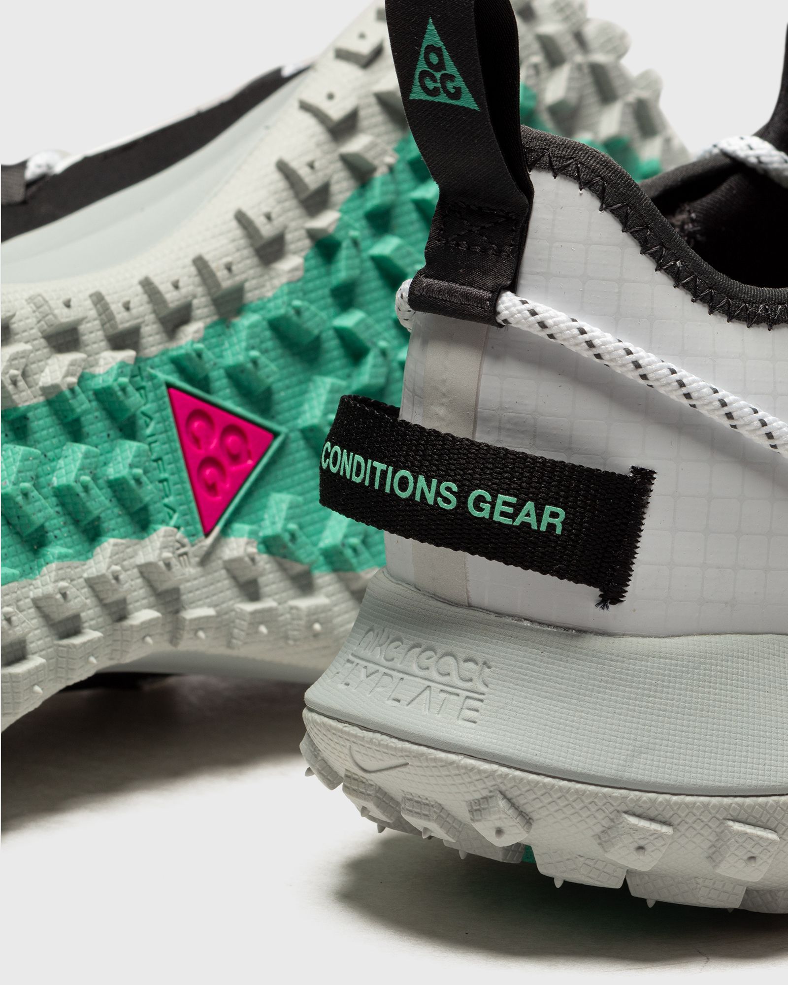 ACG Mountain Fly Low SE