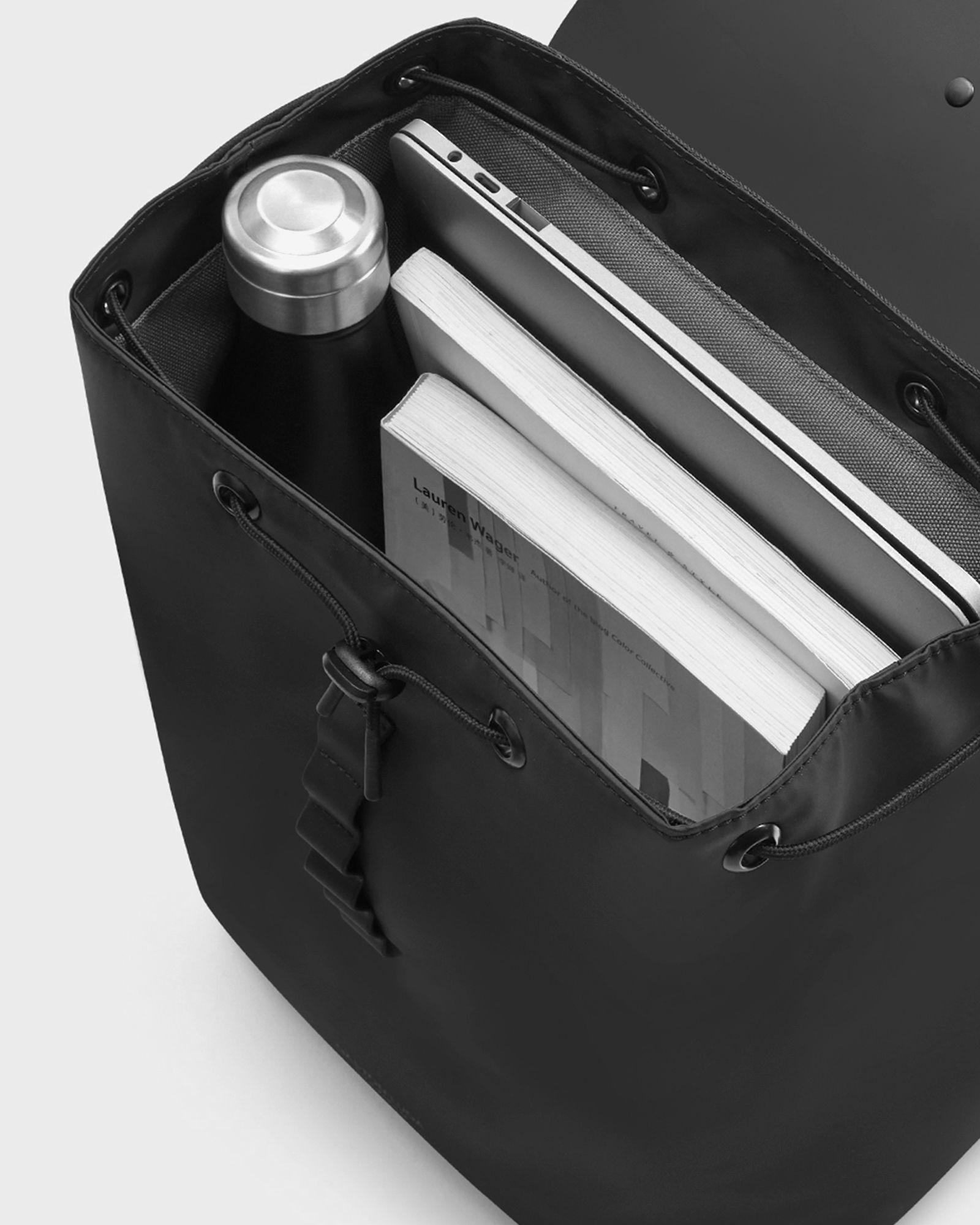 Däsh Bucket Backpack