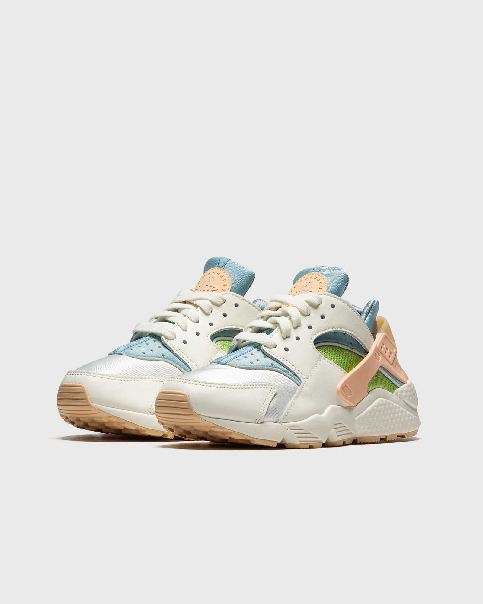 WMNS Air Huarache SE