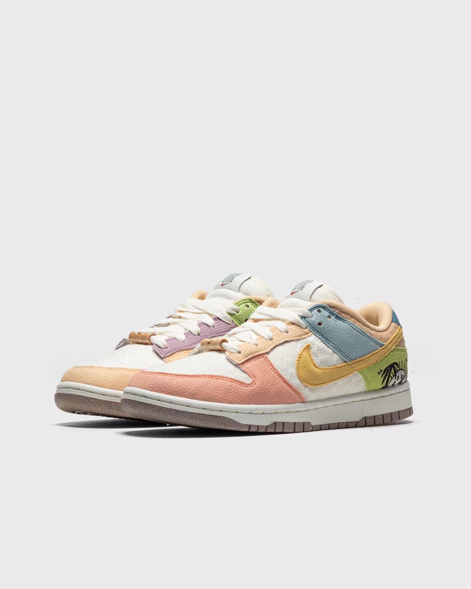 WMNS DUNK LOW SE "SUN CLUB"