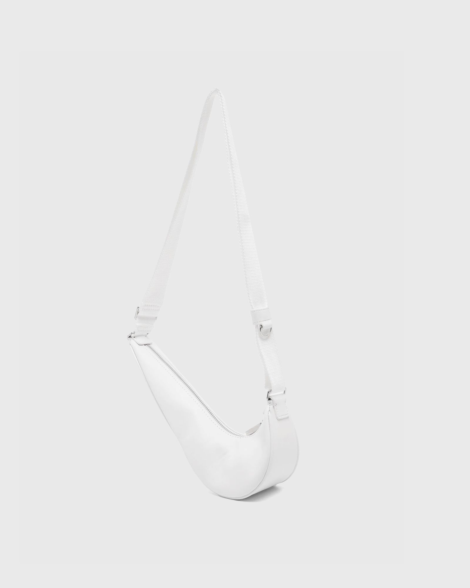 x JACQUEMUS LE SWOOSH BAG