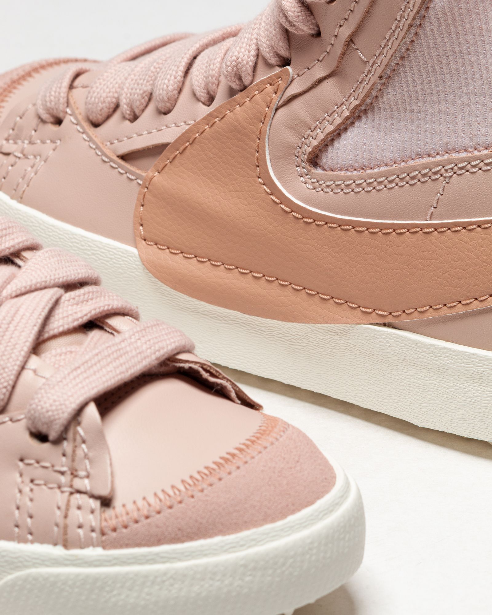 WMNS Blazer Mid '77 Jumbo