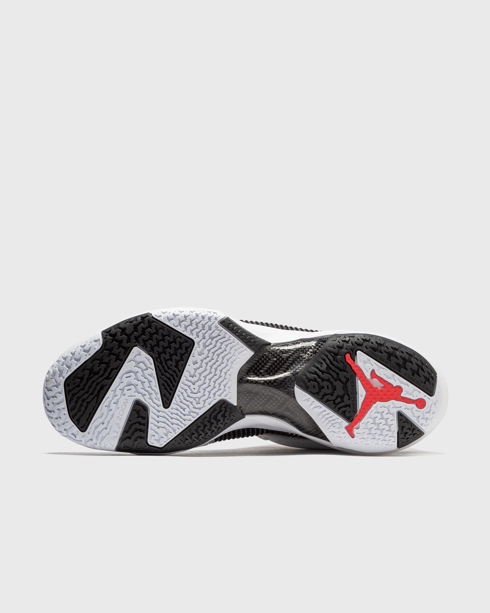 AIR JORDAN XXXVII LOW