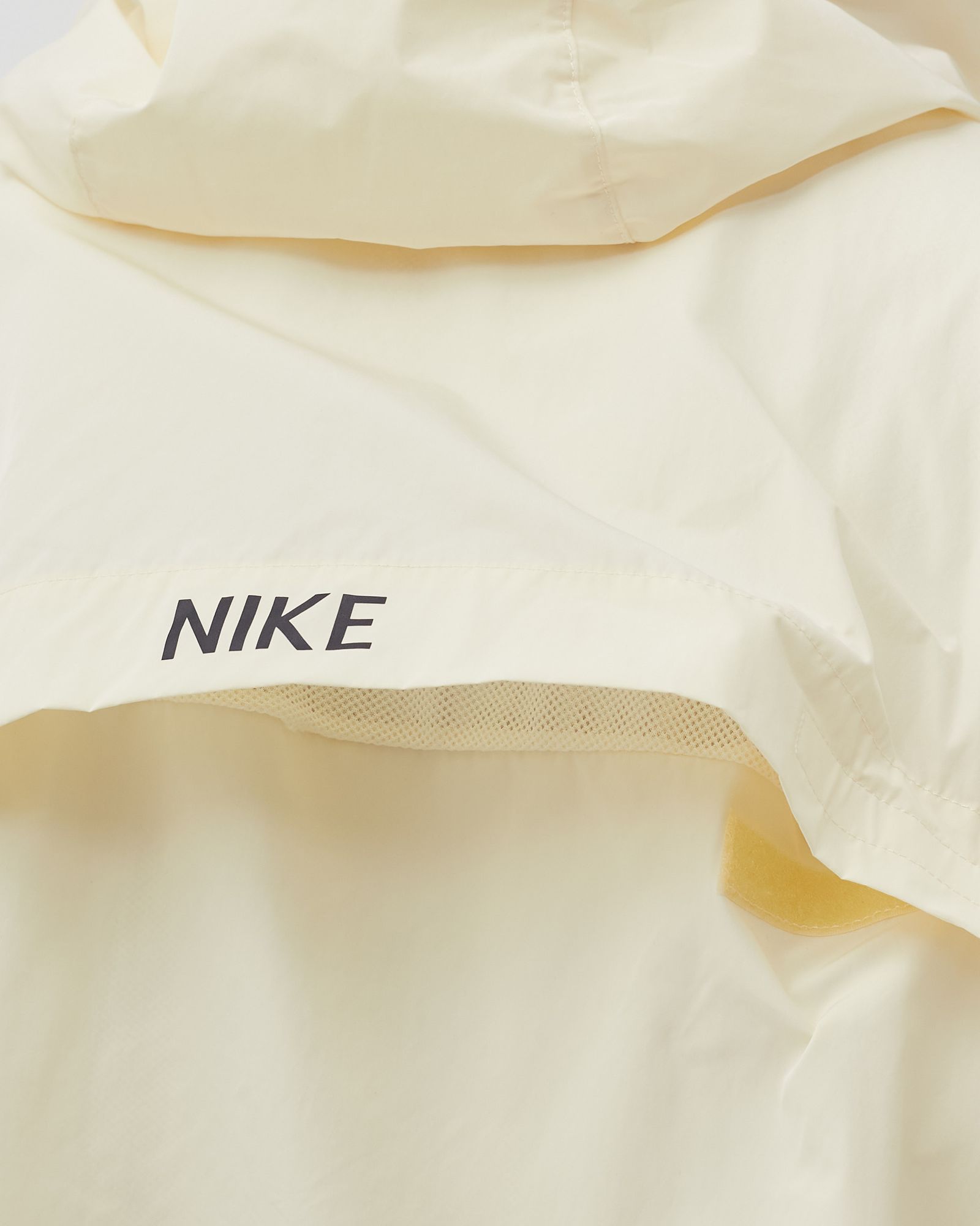 LND NIKE CIRCA ANORAK